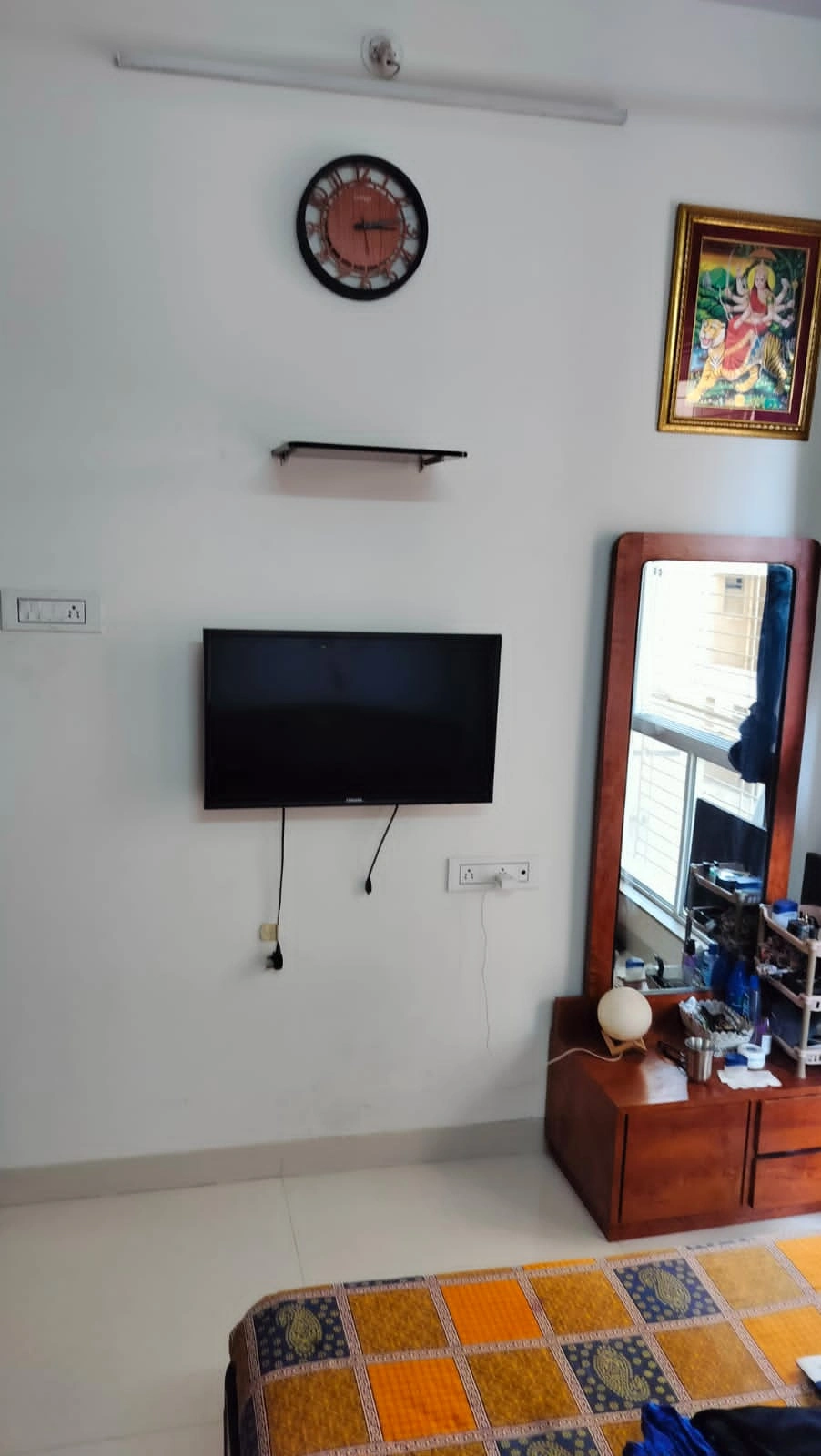 2 BHK Flat for Rent in SV Road, Goregaon West