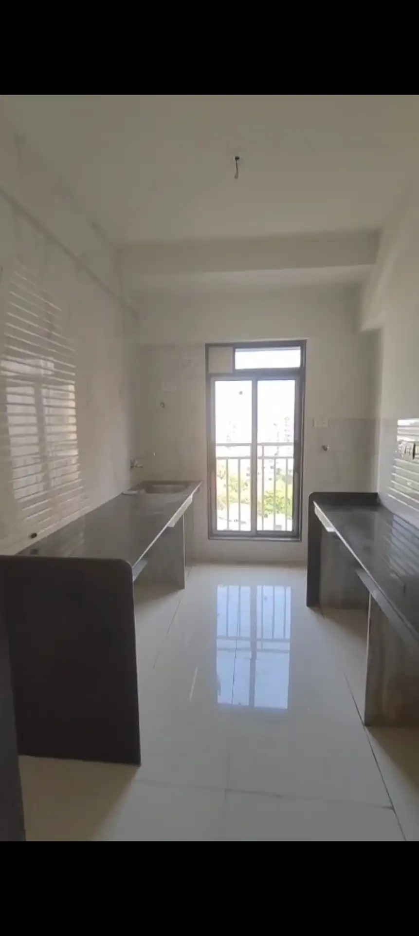 2 BHK Flat for Rent in Navrang Crystal Tower, Goregaon West