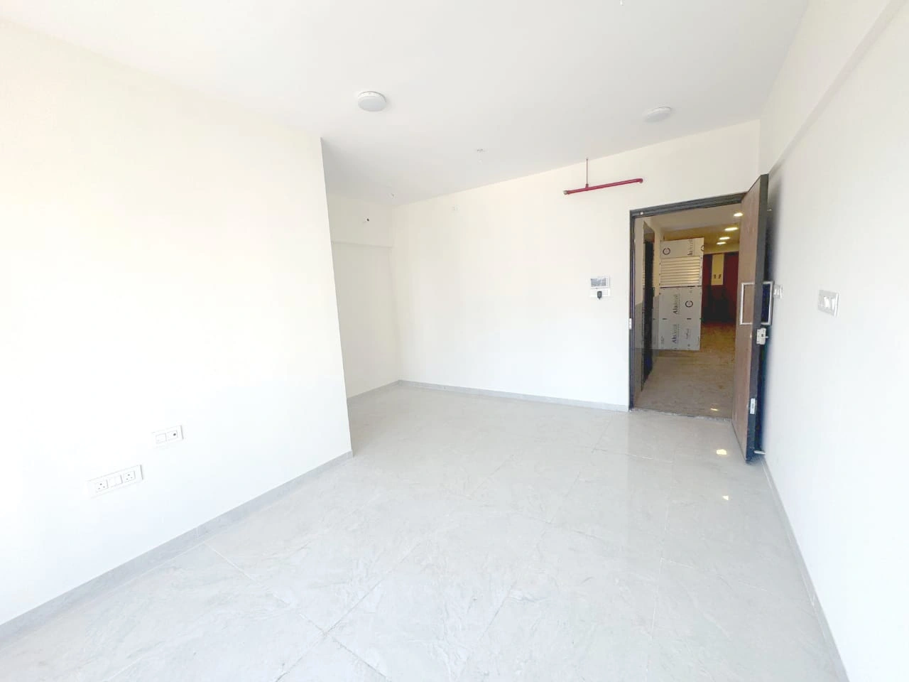 2.5 BHK Flat for Rent in Bharat Arize Tower, Goregaon West