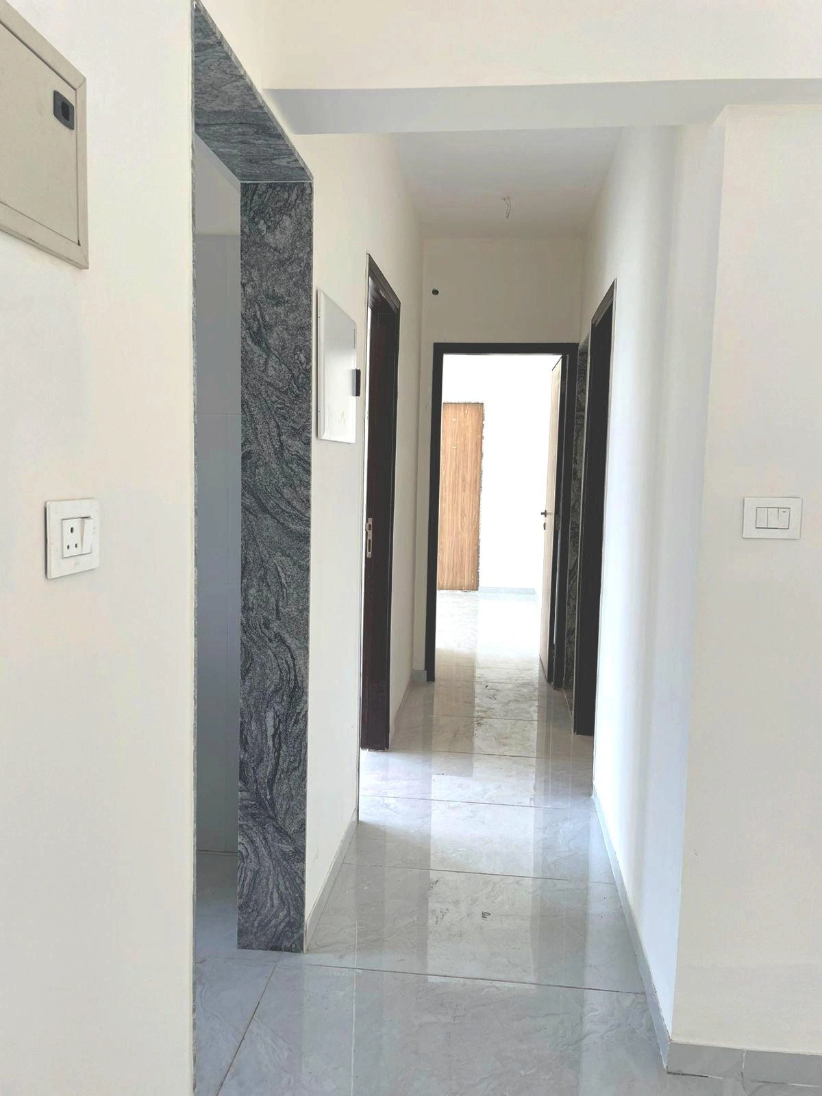 2.5 BHK Flat for Rent in Bharat Arize Tower, Goregaon West