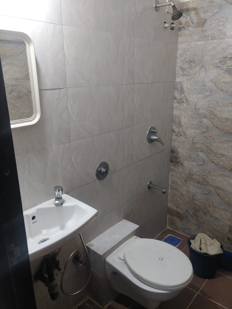 1 BHK Flat for Rent in Sethia Green View , Goregaon West