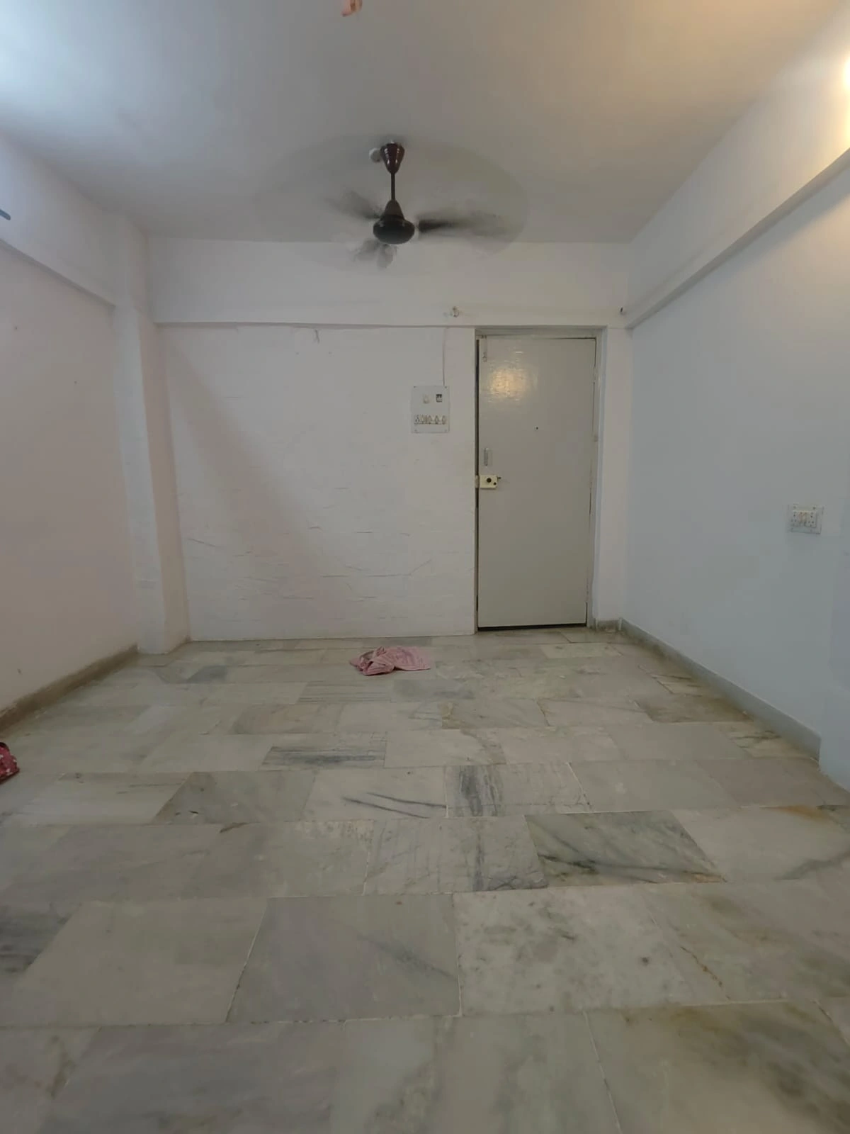 1 BHK Flat for Rent in Gokul Society , Malad West