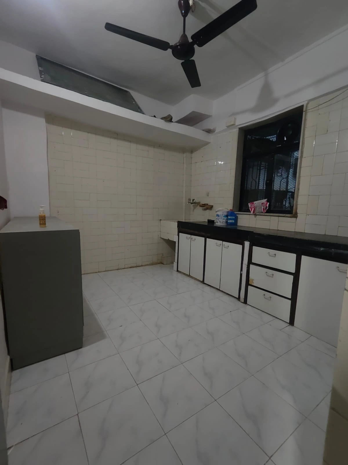 1 BHK Flat for Rent in Gokul Society , Malad West