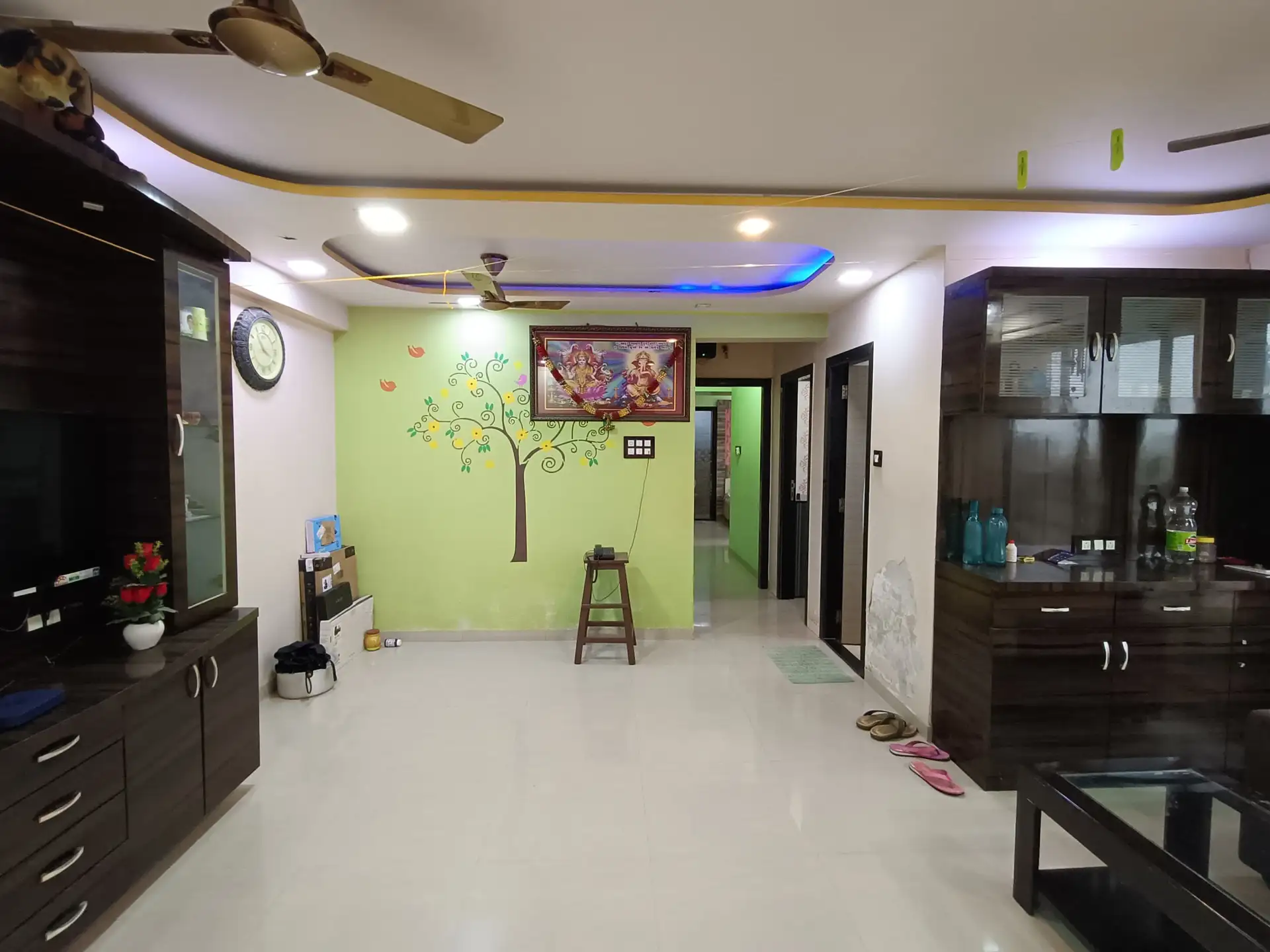 2 BHK Flat for Rent in Sethia Link View, Goregaon West