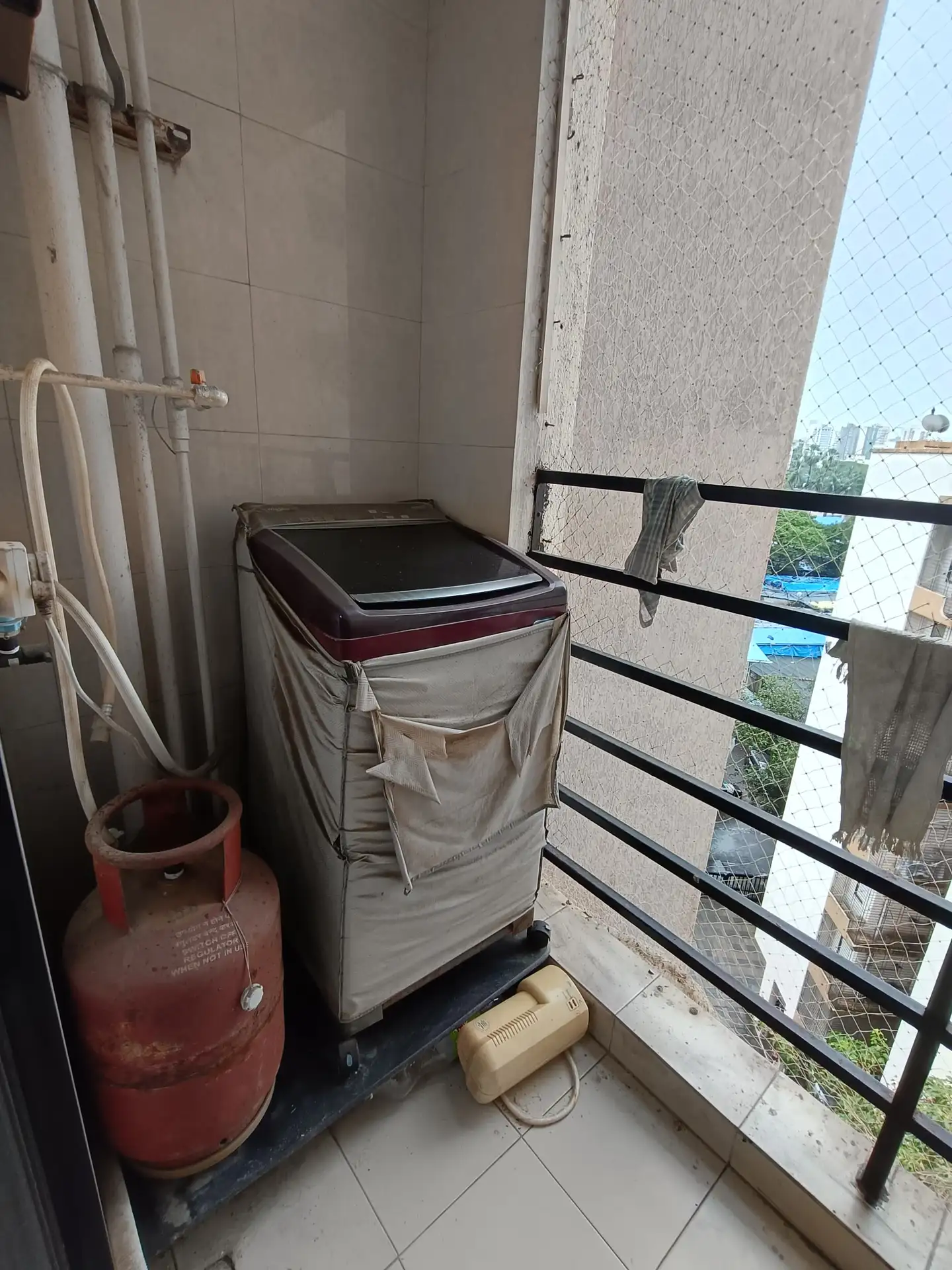 2 BHK Flat for Rent in Sethia Link View, Goregaon West