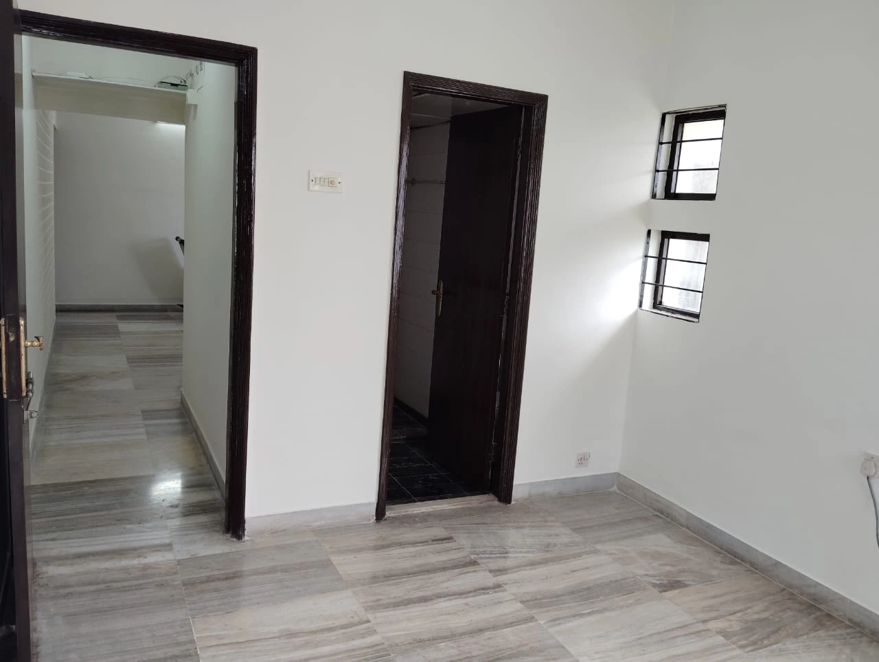 3 BHK Flat for Rent in Lakhchandi Apartment , Goregaon East