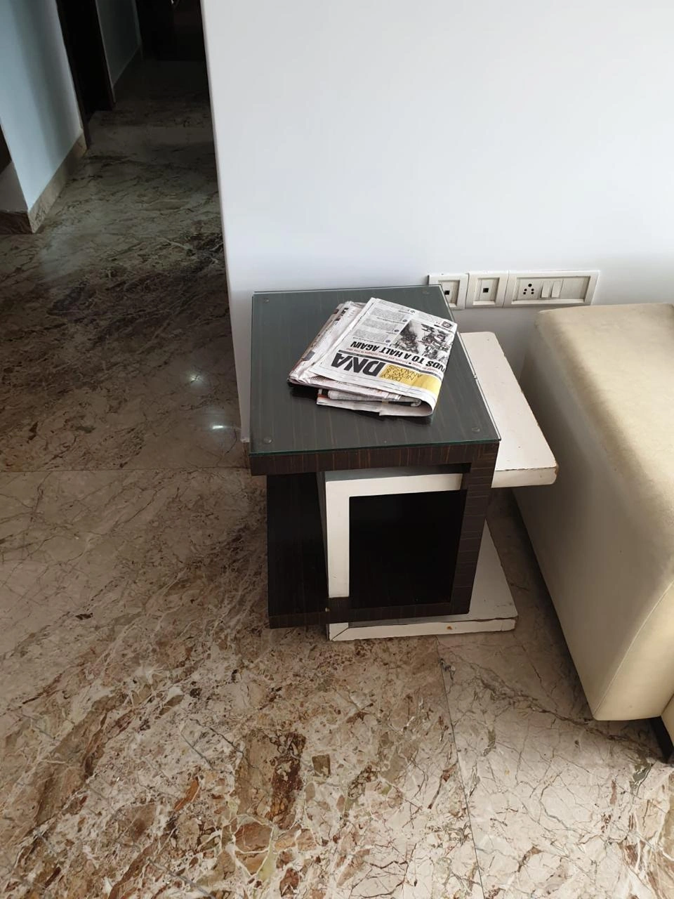 2 BHK Flat for Rent in Garden Estate Complex, Goregaon West