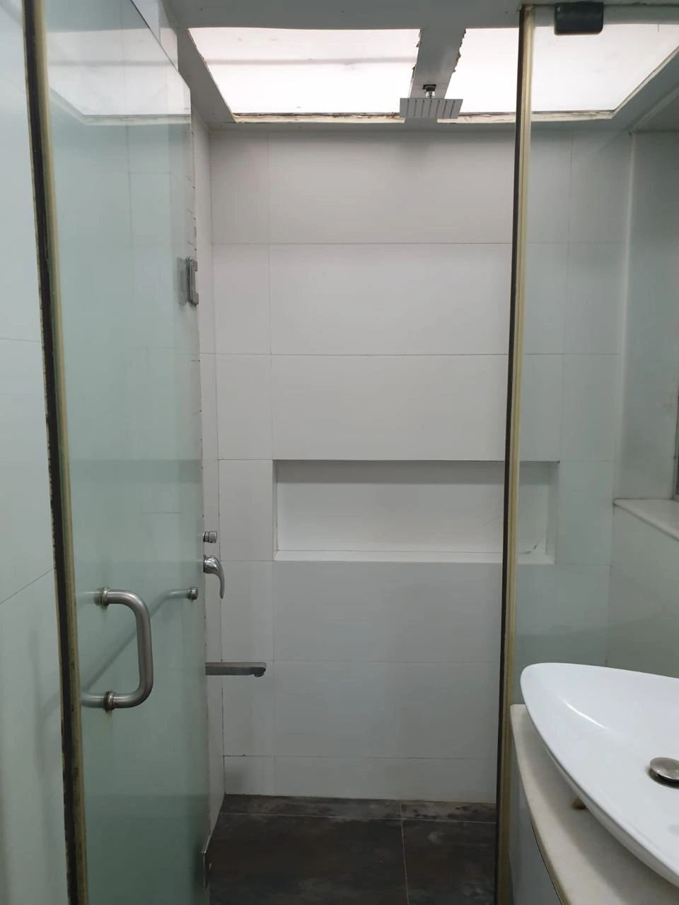 2 BHK Flat for Rent in Garden Estate Tower, Goregaon West