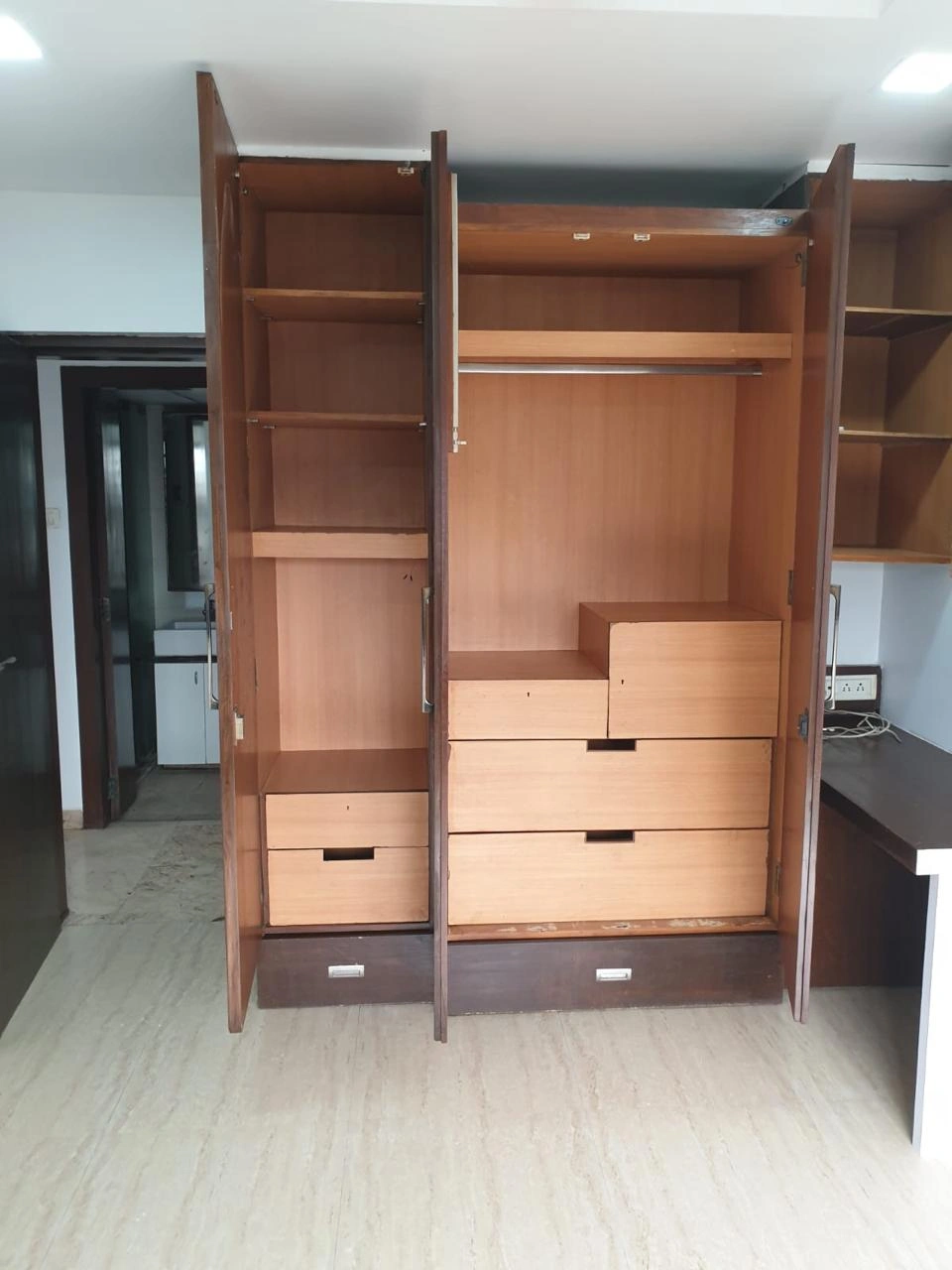 2 BHK Flat for Rent in Garden Estate Tower, Goregaon West