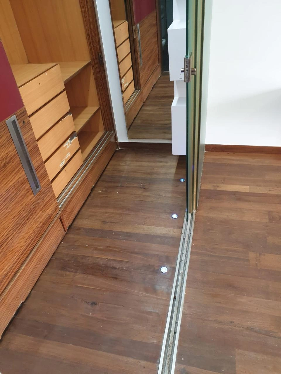 2 BHK Flat for Rent in Garden Estate Complex, Goregaon West