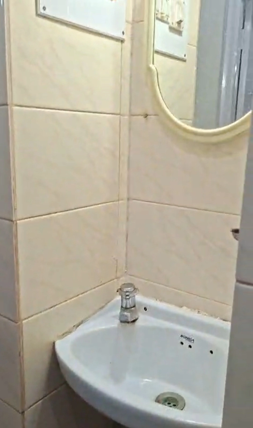1 BHK Flat for Rent in Ahimsha Dham, Malad West