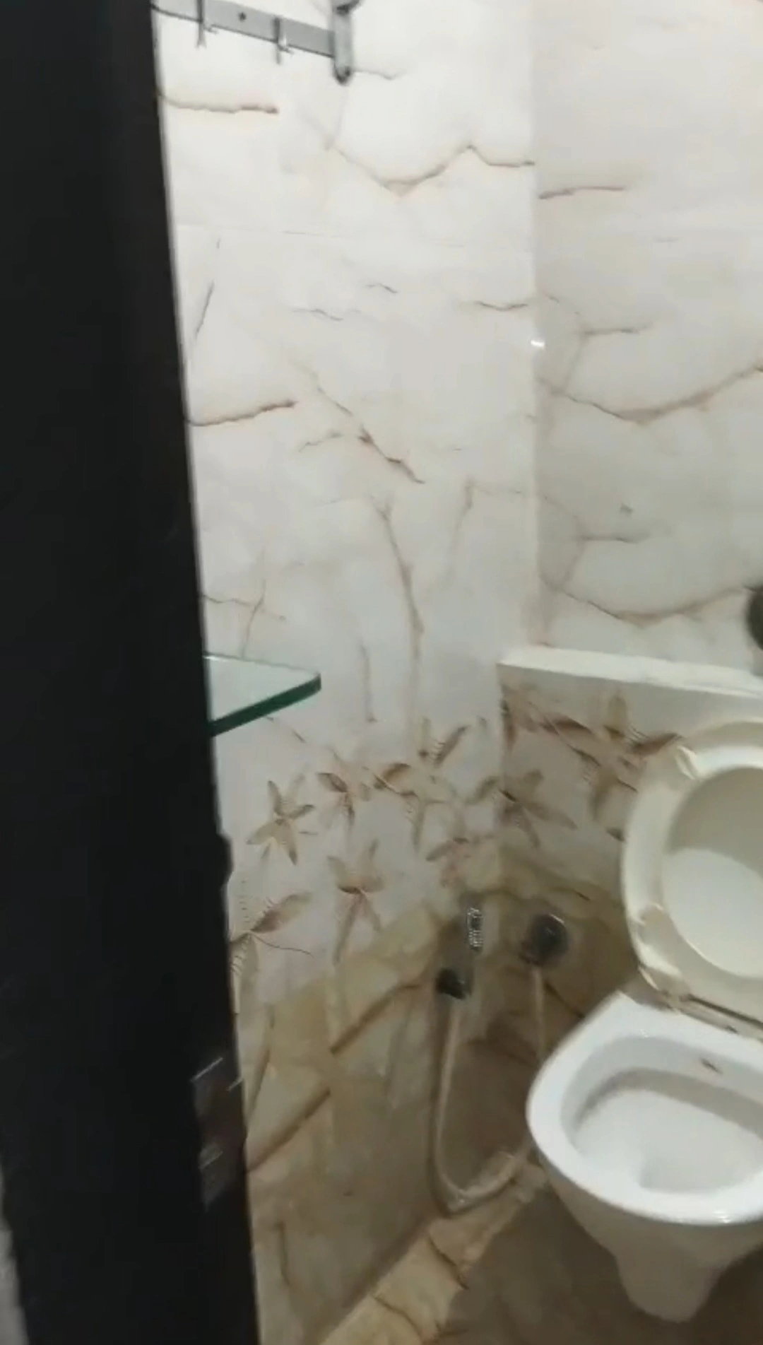 2 BHK Flat for Rent in Sethia Sea View, Goregaon West