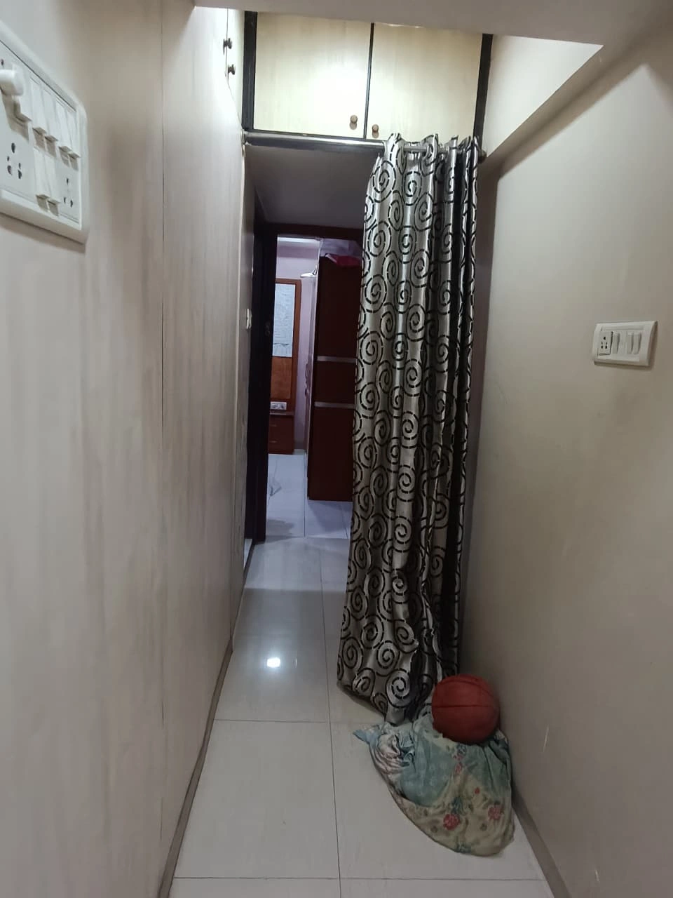 1 BHK Flat for Rent in SV Road, Chincholi Phatak , Malad West