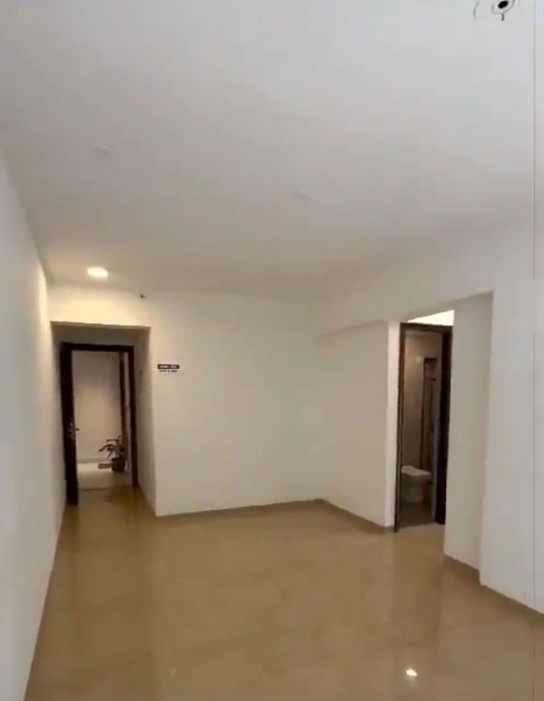 2 BHK Flat for Rent in Laxmi Shrusthi Tower , Goregaon West