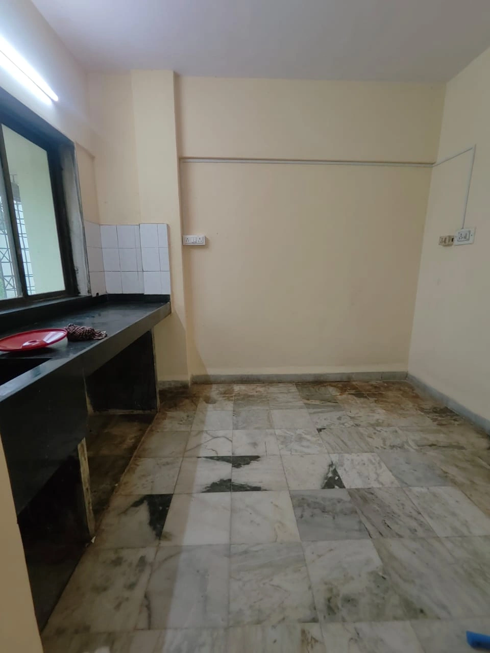 1RK Flat for Rent in Neelkamal Society, Malad West