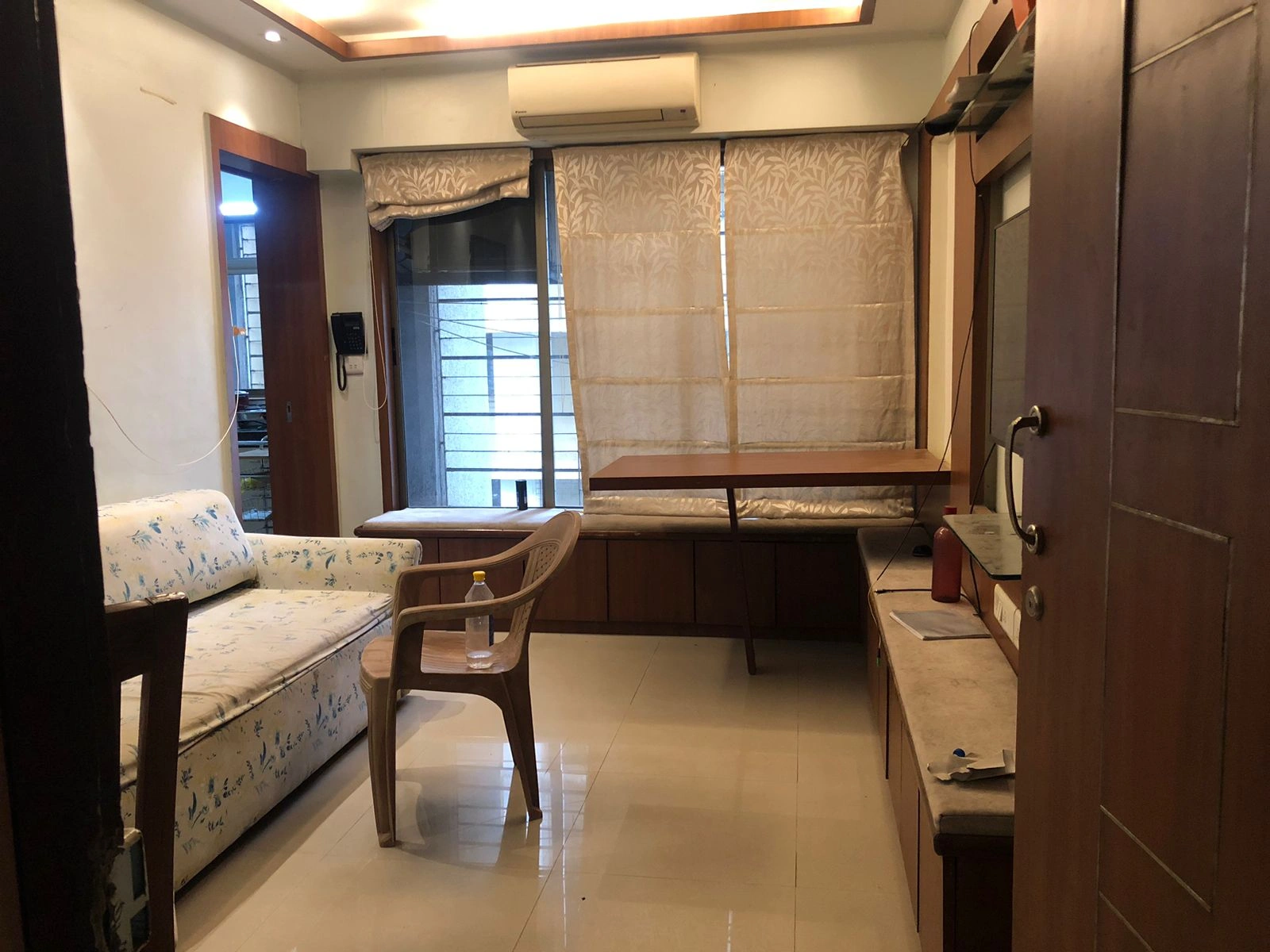 1 BHK Flat for Rent in Onkar Tower , Malad East