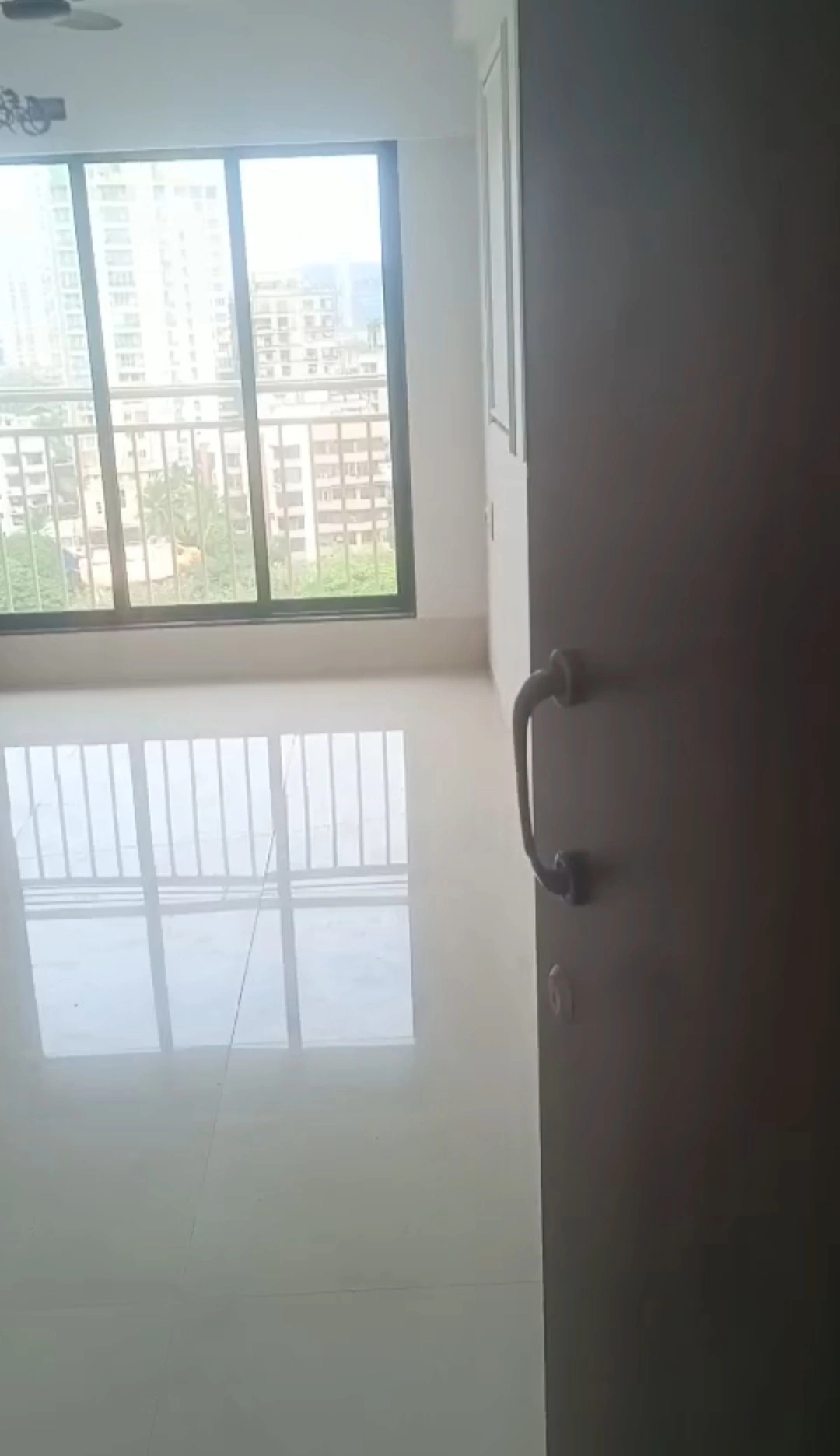 1 BHK Flat for Rent in Oxford Navrang Crystal, Goregaon West