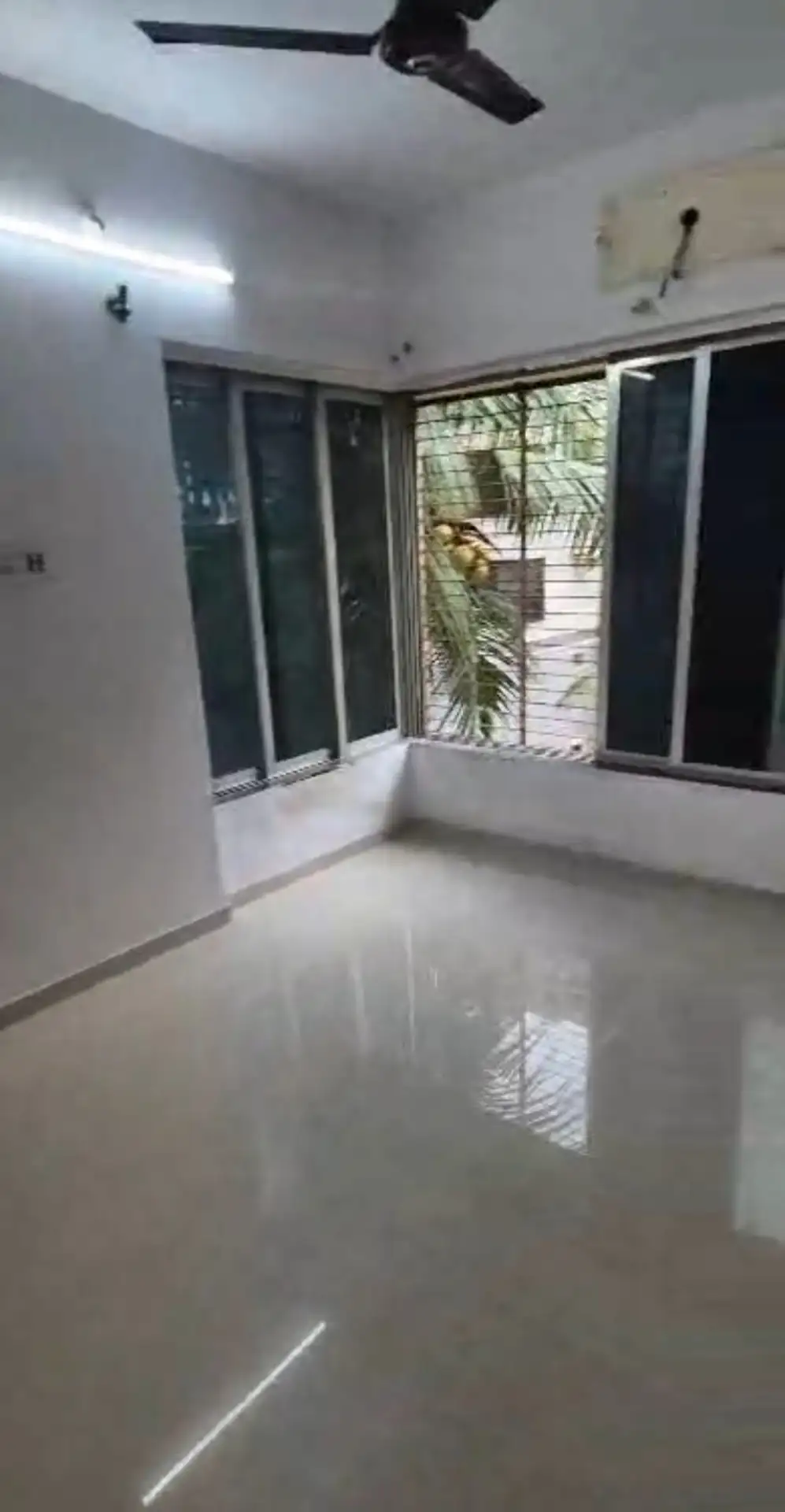 2 BHK Flat for Rent in Prabhat Tower, Goregaon West