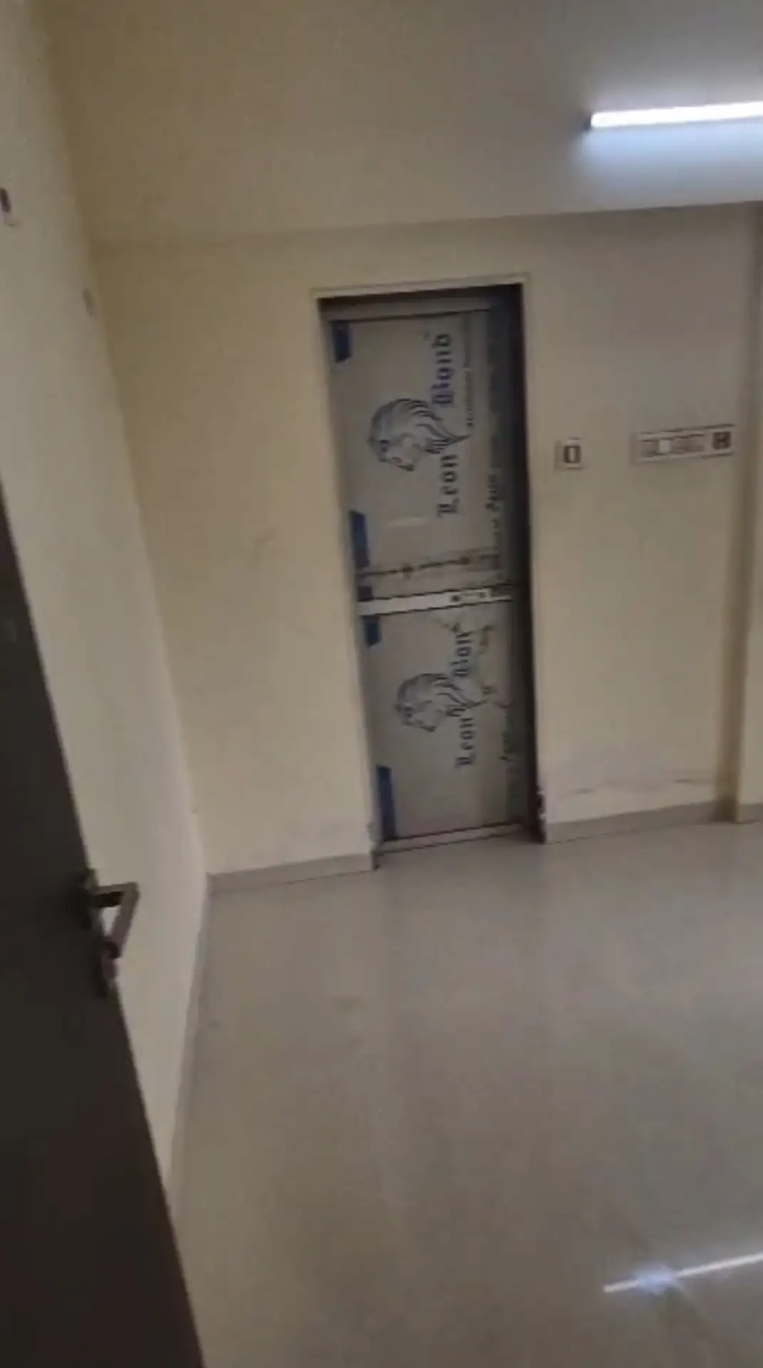 2 BHK Flat for Rent in Prabhat Tower, Goregaon West