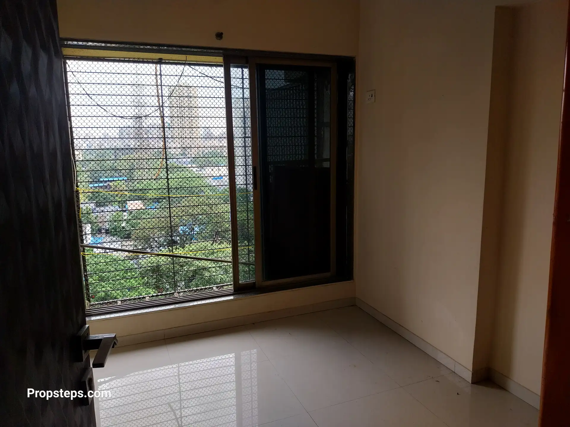 1.5 BHK Flat for Rent in Vashundhara Building , Goregaon West