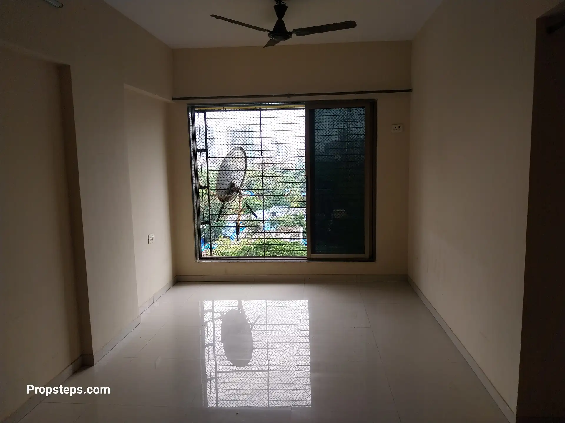 1.5 BHK Flat for Rent in Vashundhara Building , Goregaon West
