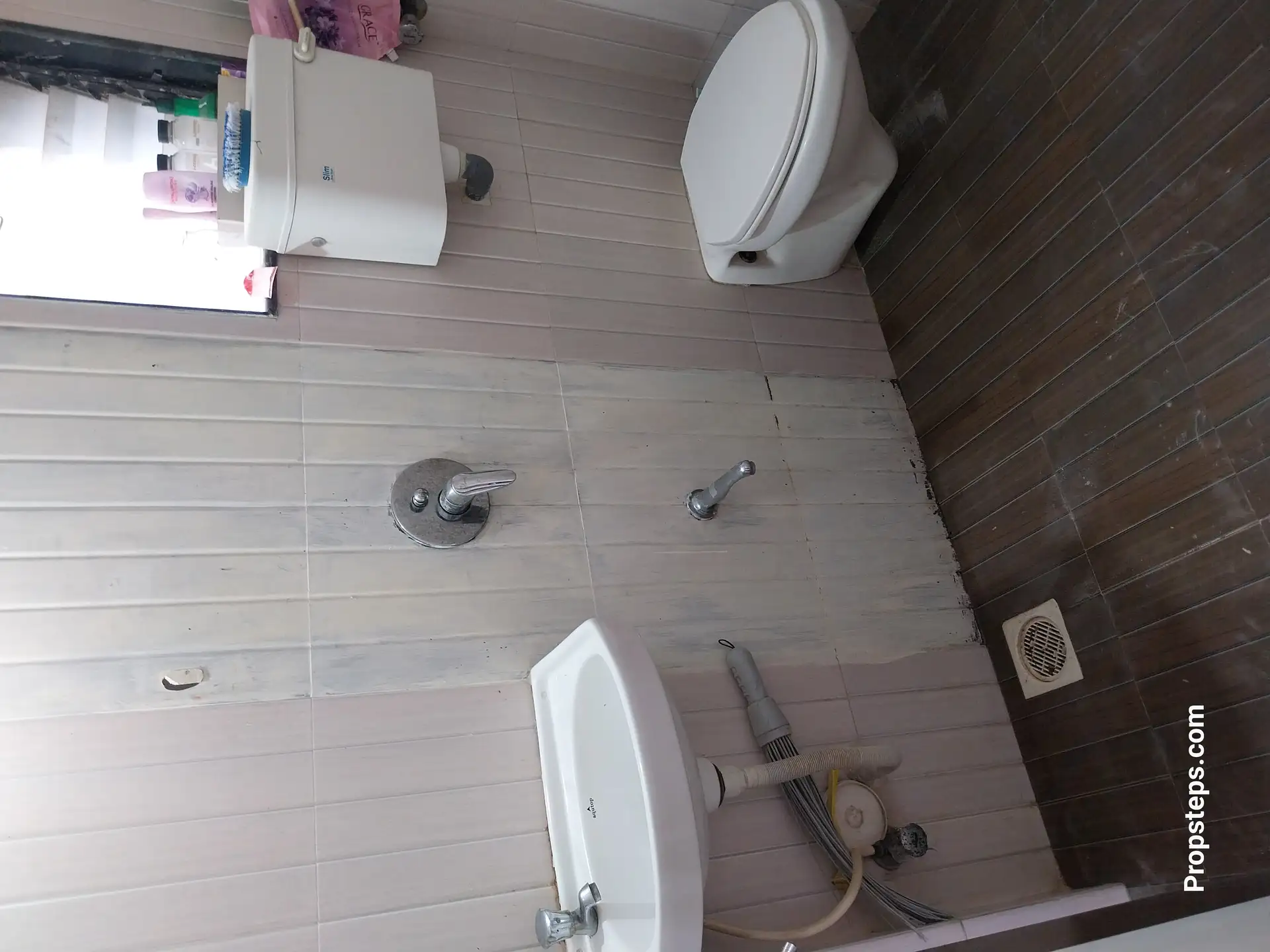 1.5 BHK Flat for Rent in Vaibhav Society, Goregaon West