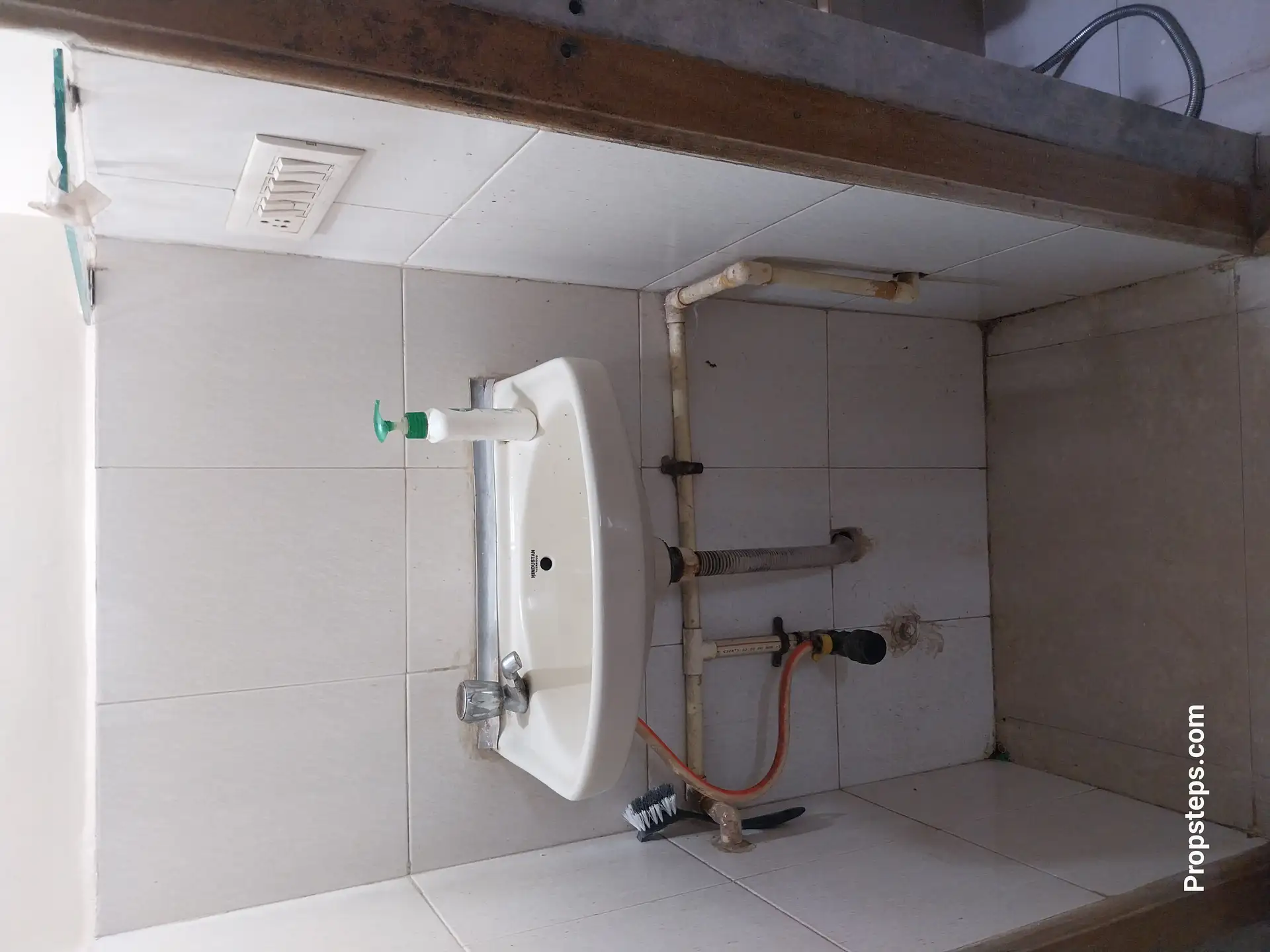 1 BHK Flat for Rent in Millinum Society, Goregaon West