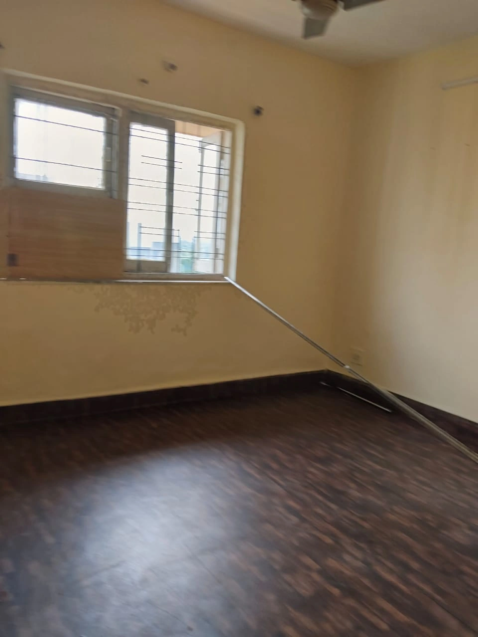 1 BHK Flat for Rent in Lal Chappal Apartment , Malad West