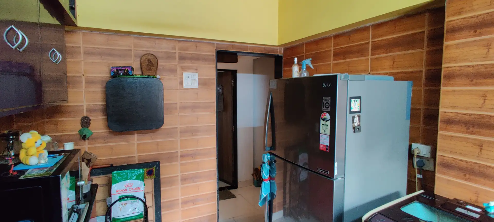 2 BHK Flat for Rent in Chauhan Avenue , Goregaon West