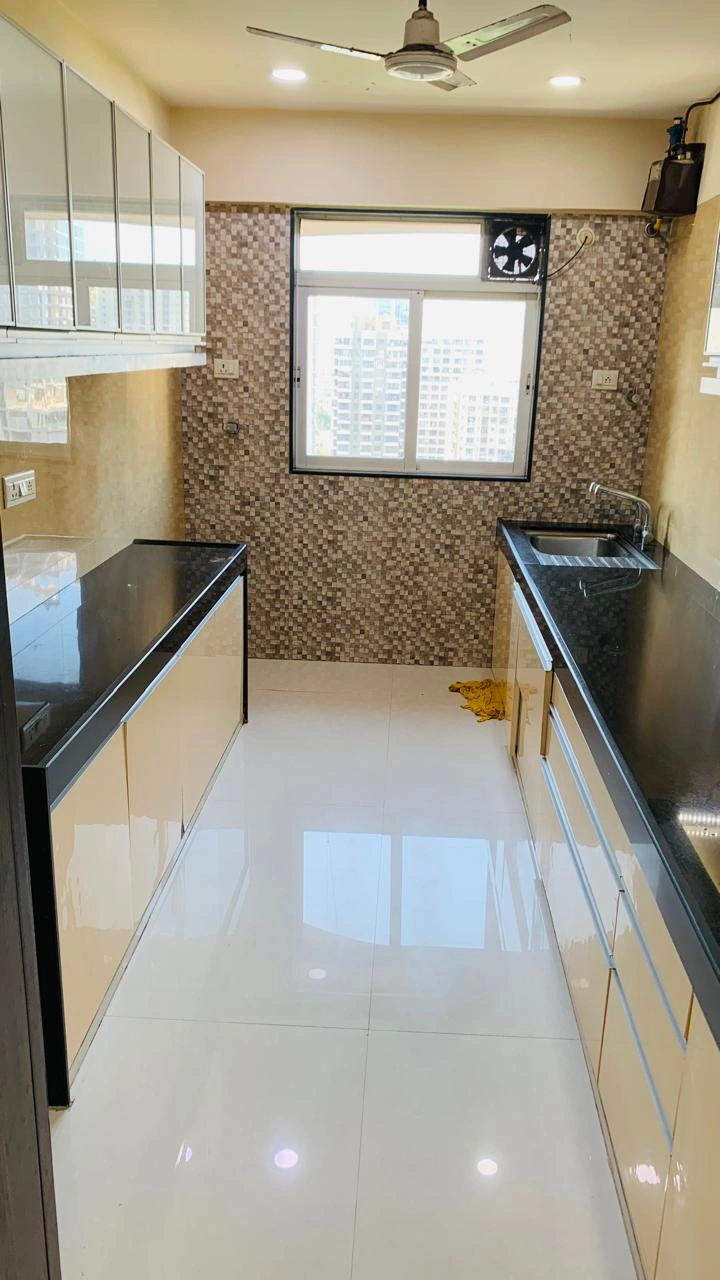 2 BHK Flat for Rent in Kabra Argentum Tower, Goregaon West