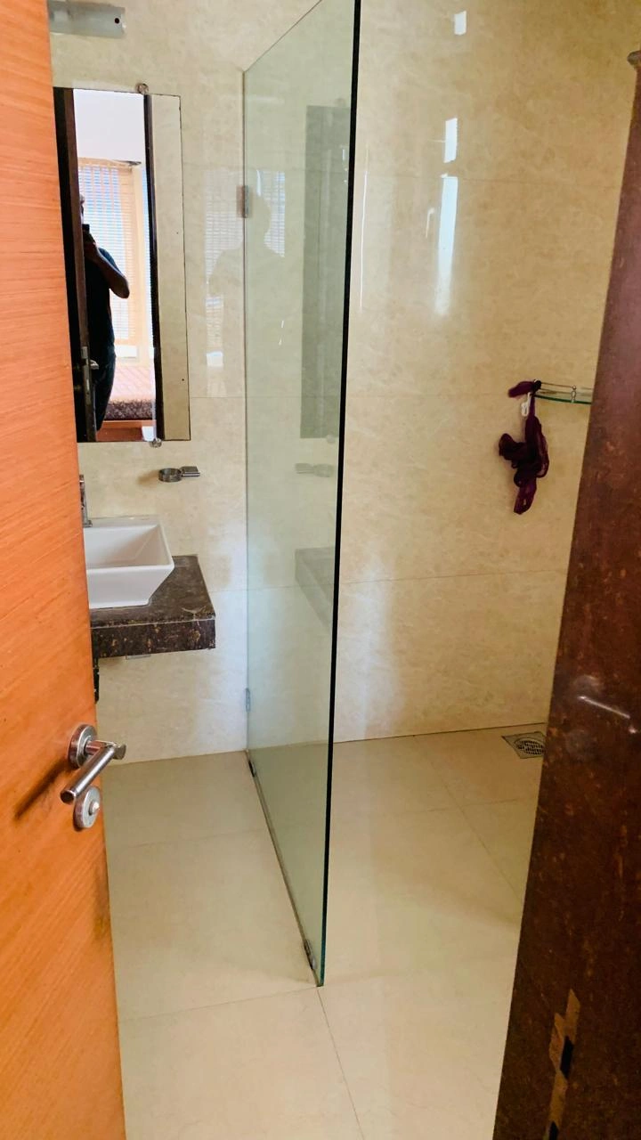 2 BHK Flat for Rent in Kabra Argentum Tower, Goregaon West
