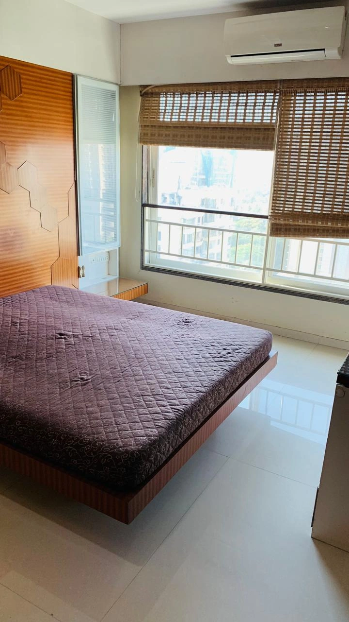 2 BHK Flat for Rent in Kabra Argentum Tower, Goregaon West