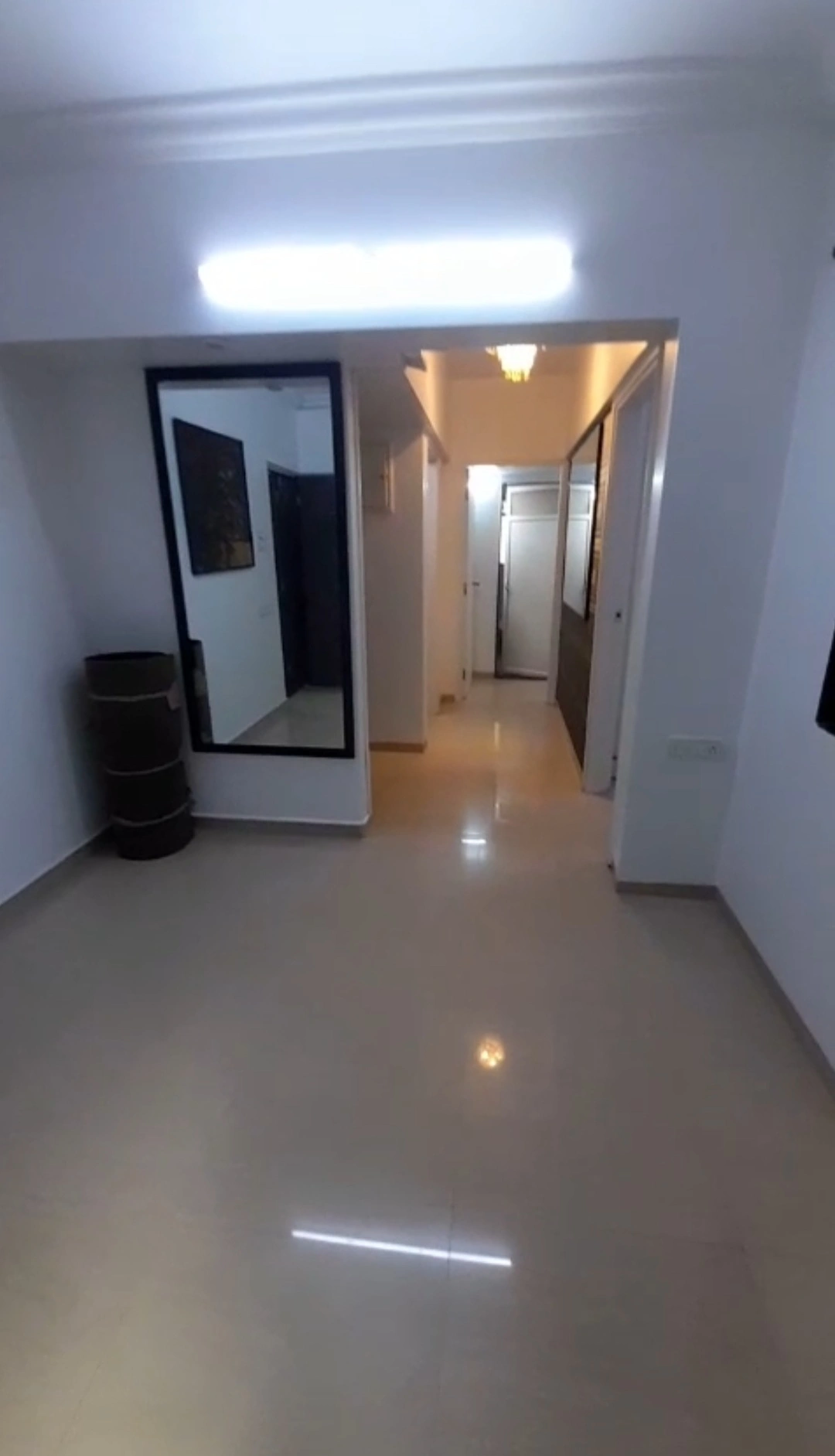 2 BHK Flat for Rent in Deshbandhu Society, Goregaon West