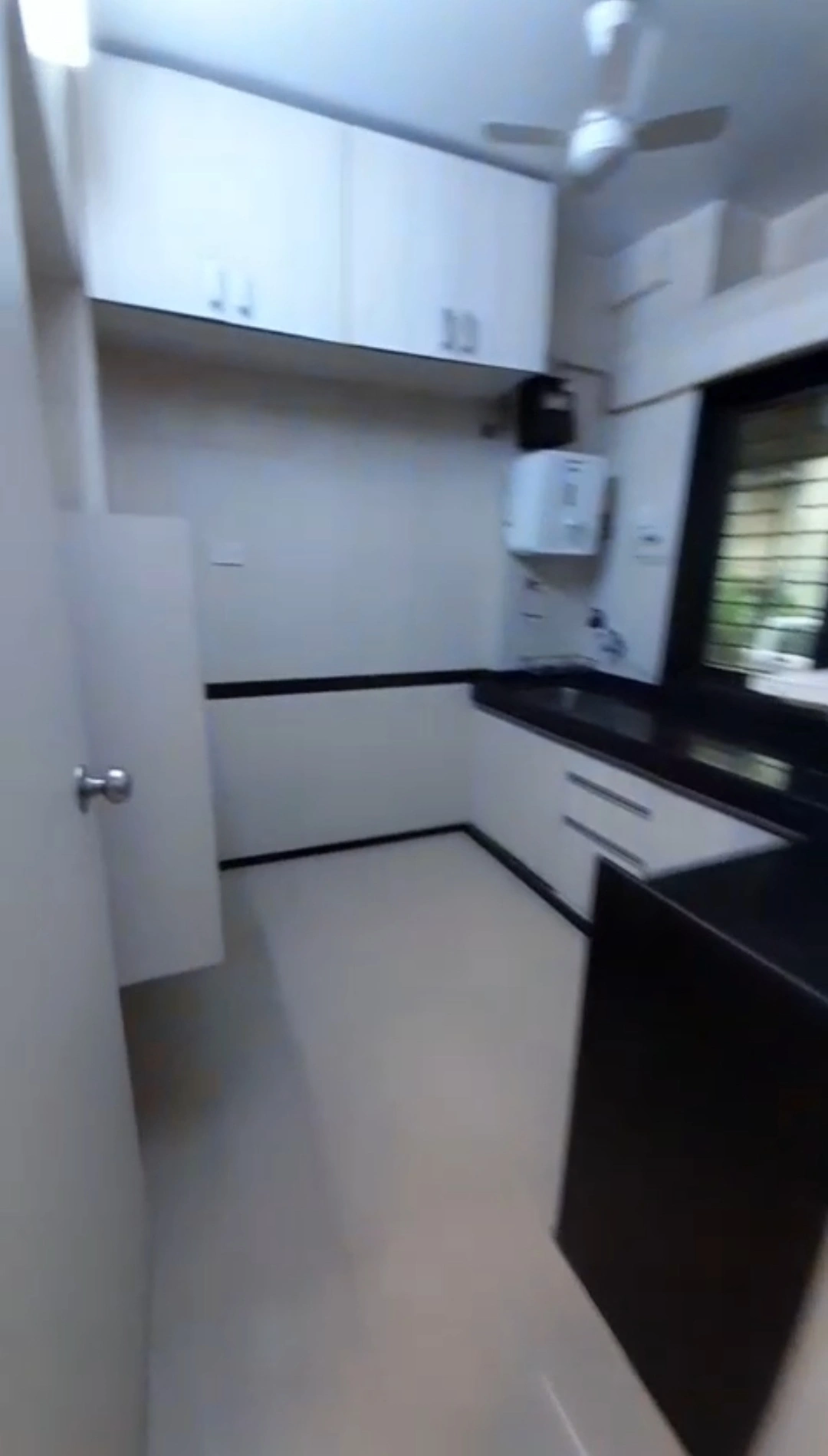 2 BHK Flat for Rent in Deshbandhu Society, Goregaon West