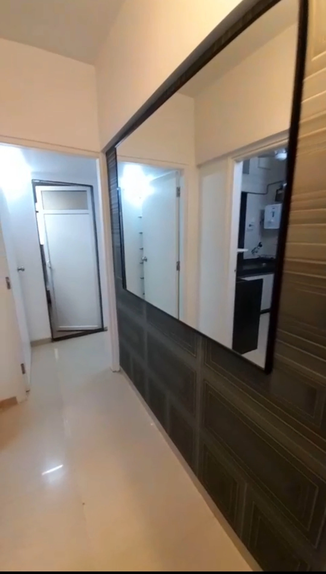 2 BHK Flat for Rent in Deshbandhu Society, Goregaon West
