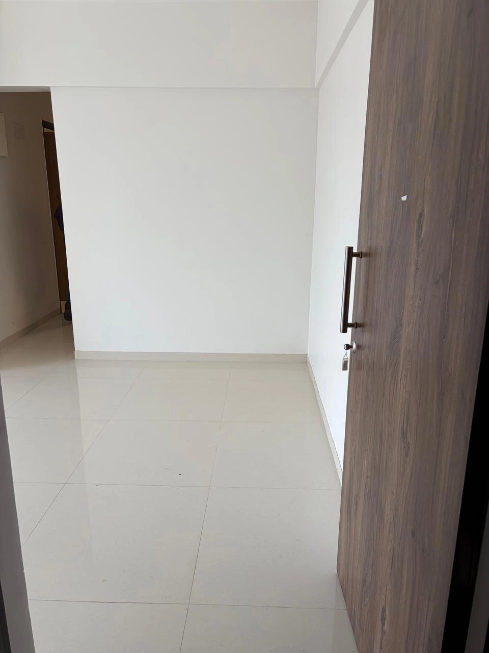 2 BHK Flat for Rent in Leela Shankar Tower, Goregaon West