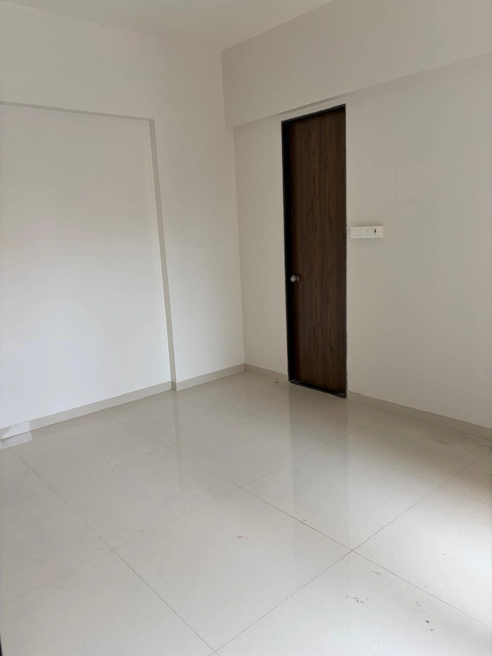 2 BHK Flat for Rent in Leela Shankar Tower, Goregaon West