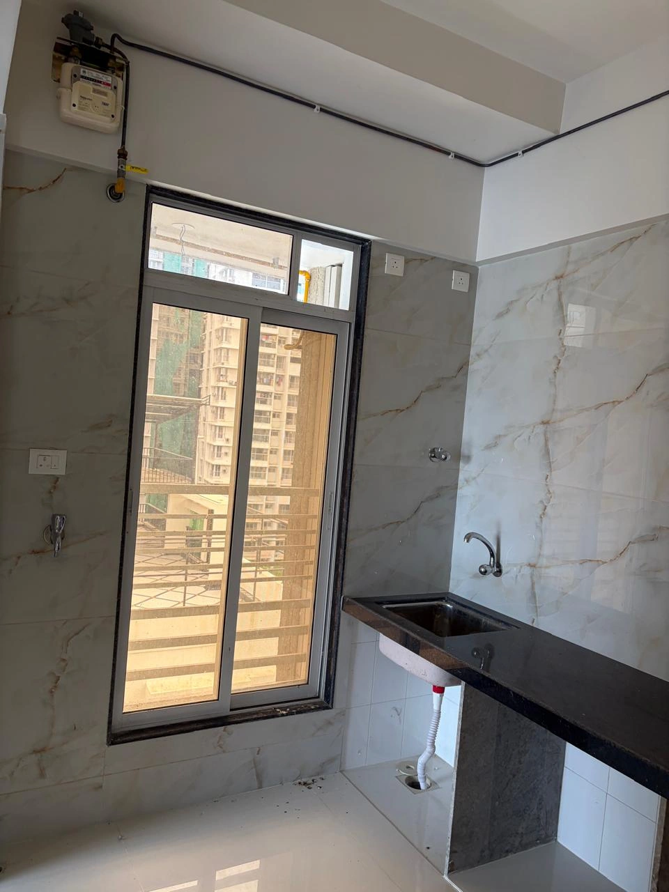2 BHK Flat for Rent in Leela Shankar Tower, Goregaon West