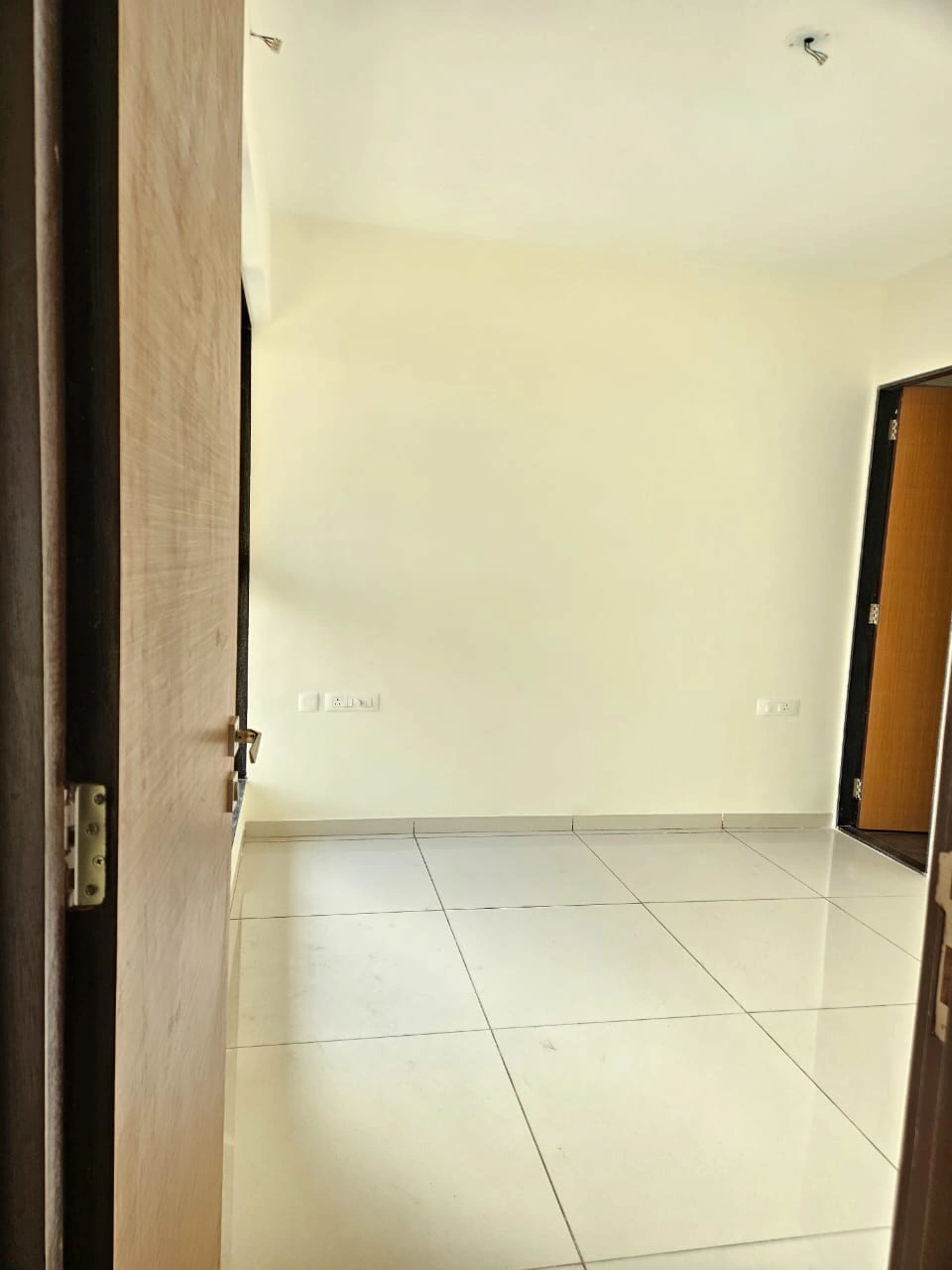 1 BHK Flat for Rent in Chandak 34 Park, Goregaon West