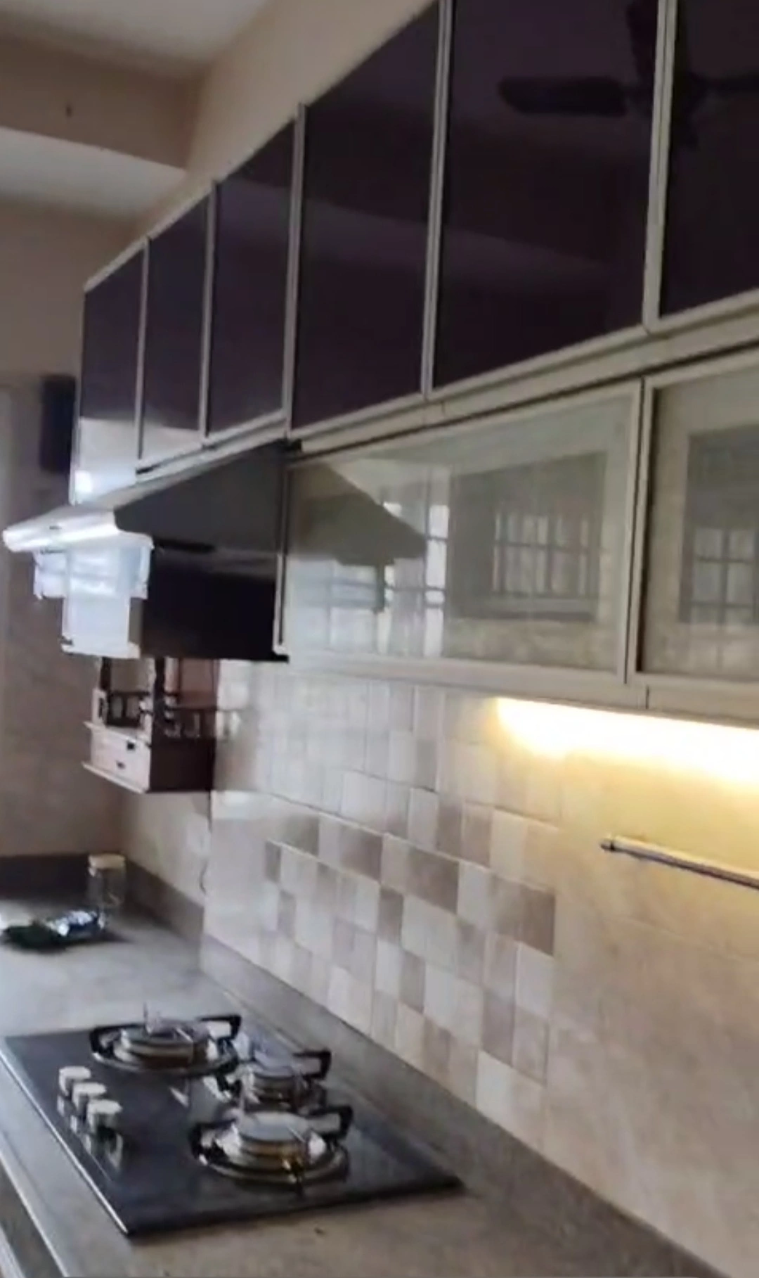 2 BHK Flat for Rent in Samadhan Tower, Goregaon West