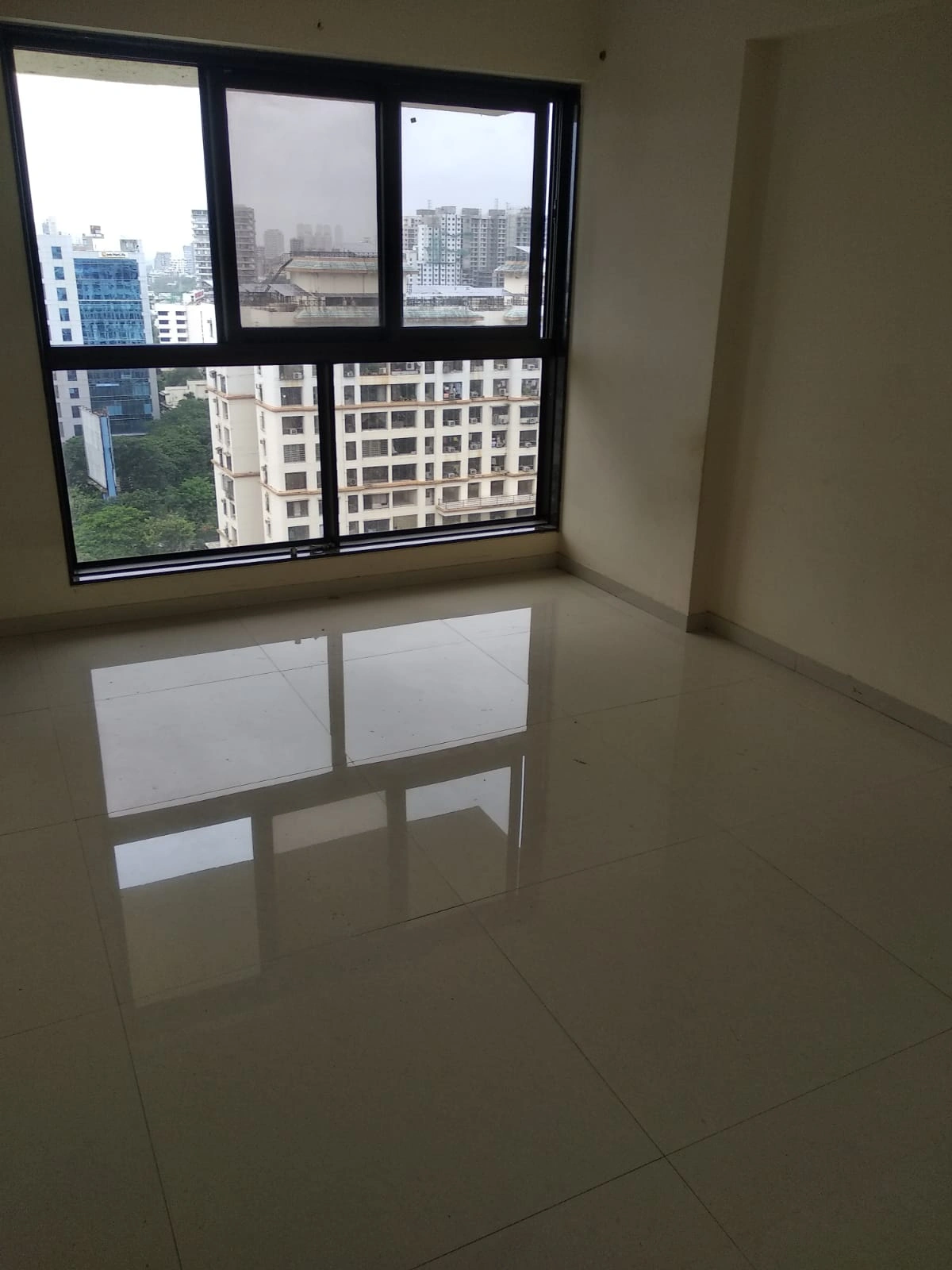 3 BHK Flat for Rent in Chandak Stella Tower, Goregaon West