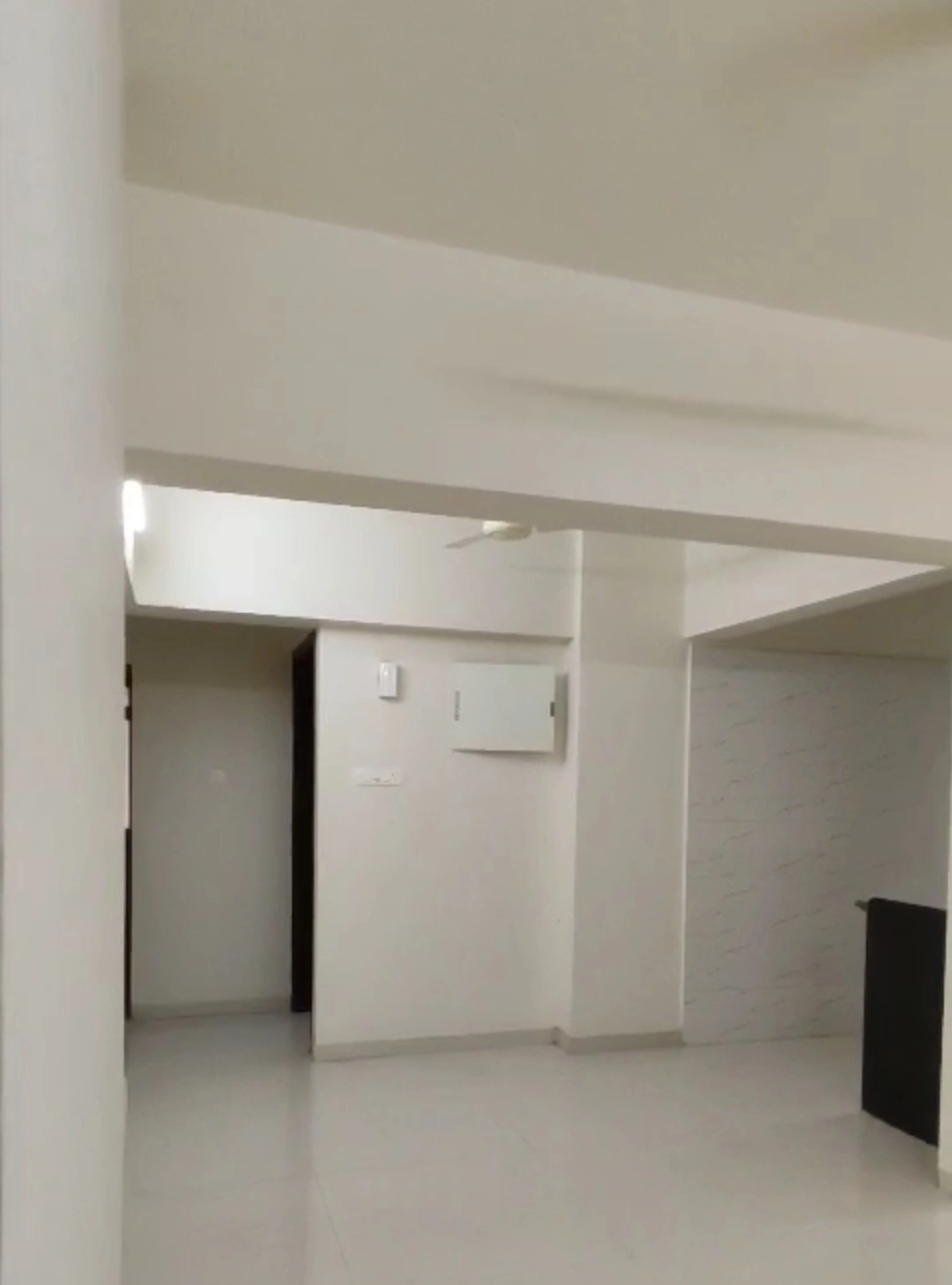 2 BHK Flat for Rent in Sea View Tower, Goregaon West