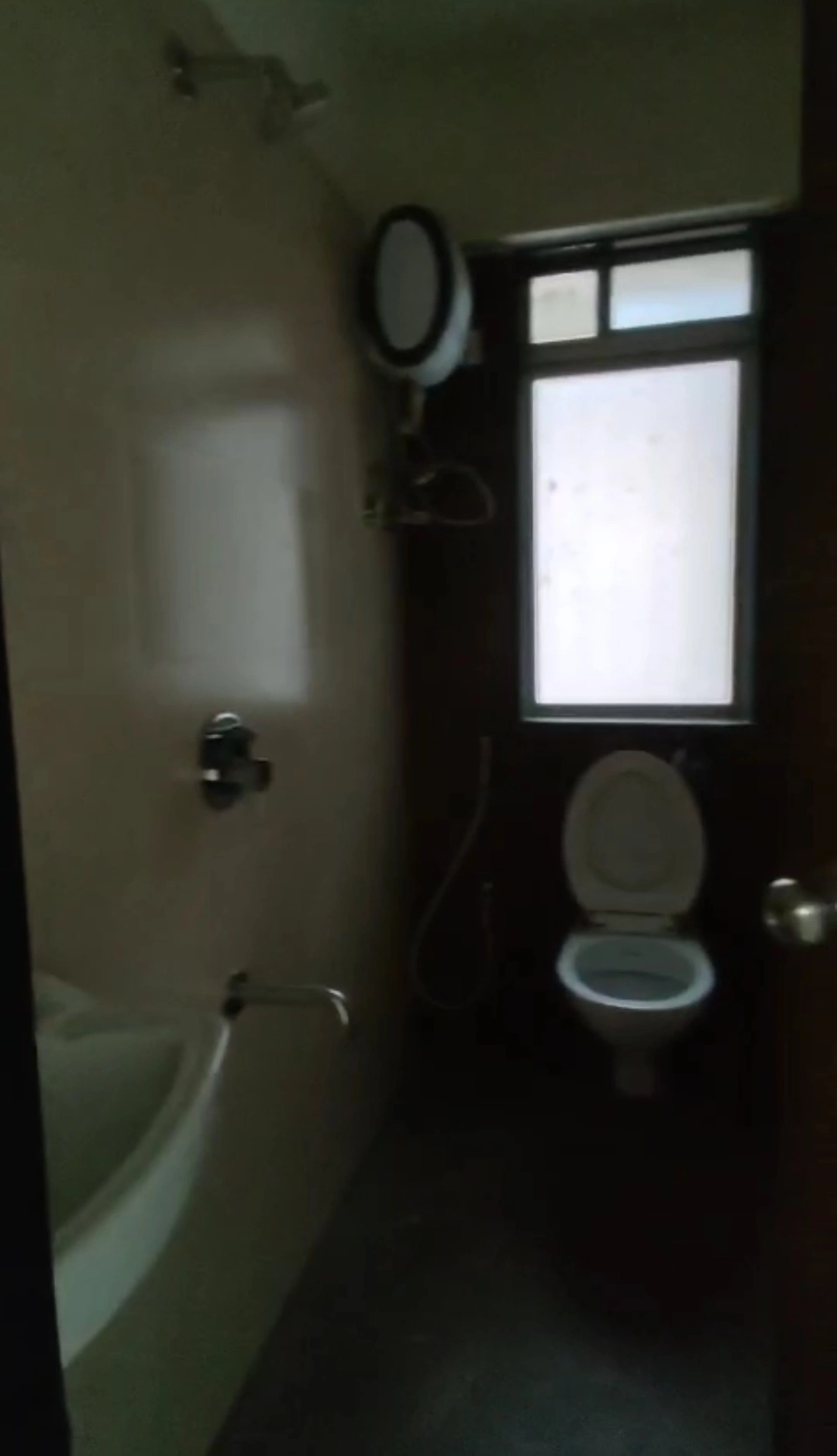 2 BHK Flat for Rent in Sea View Tower, Goregaon West