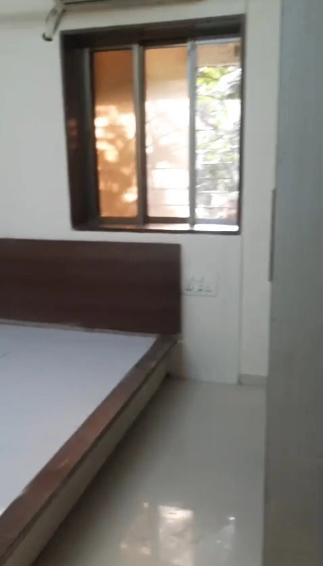 5 BHK Flat for Rent in Navy Colony, Malad West