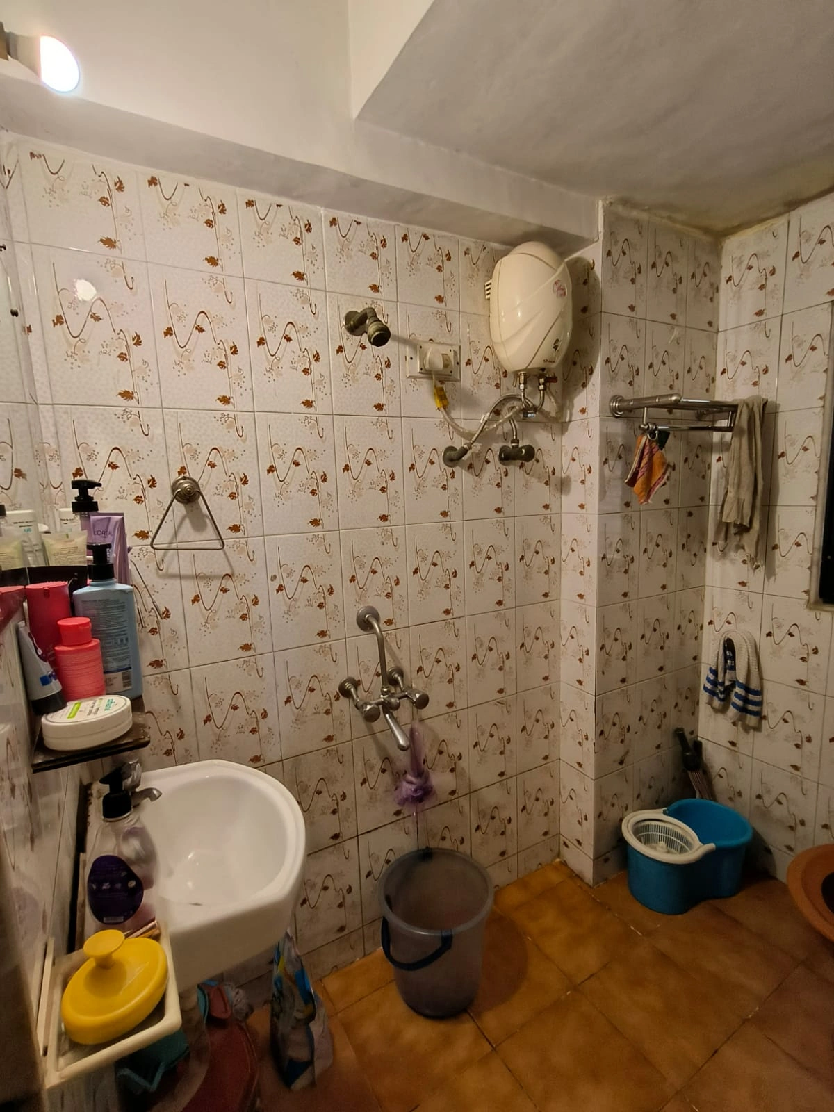 1 BHK Flat for Rent in Bharti Enclave Society, Malad West