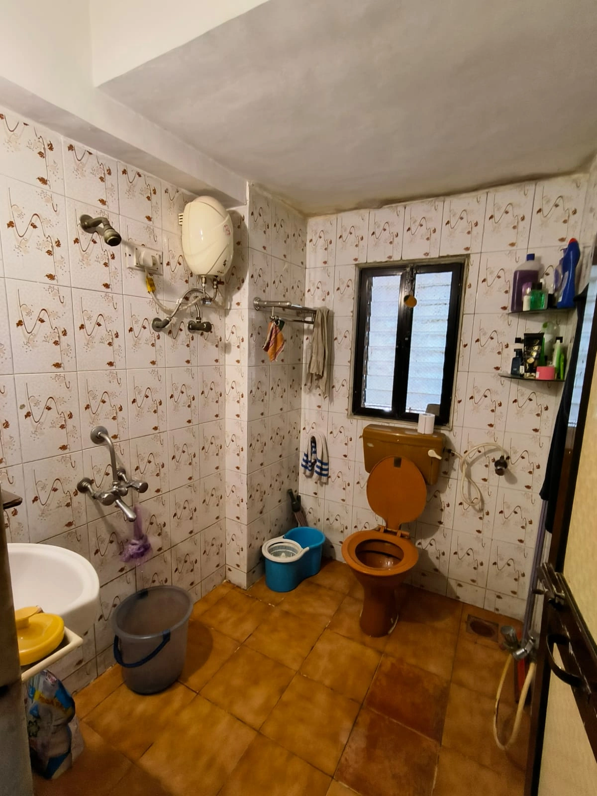 1 BHK Flat for Rent in Bharti Enclave Apartment, Malad West