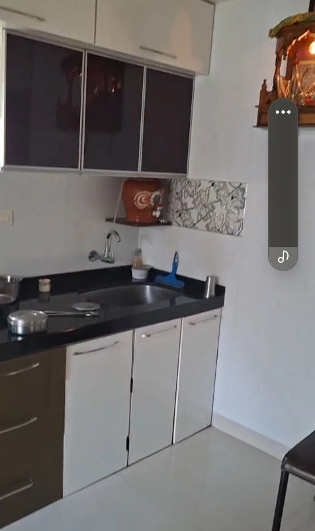 1 BHK Flat for Rent in Shri Nagar Society, Goregaon West