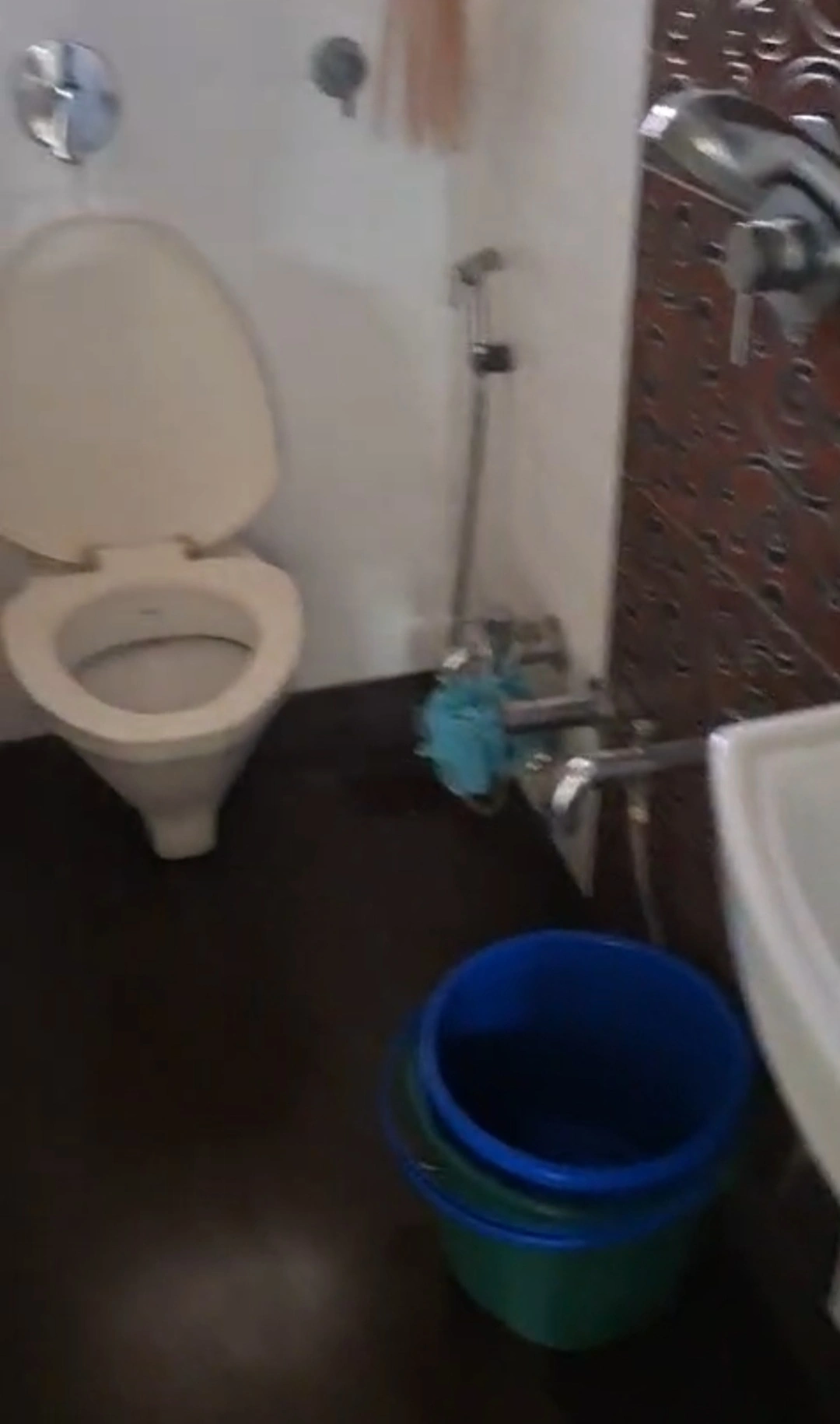 1 BHK Flat for Rent in Off MG Road, Goregaon West