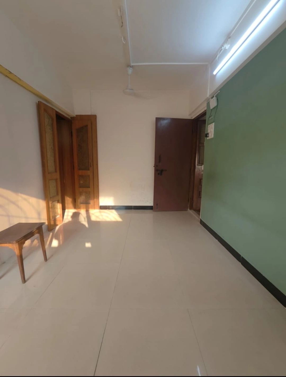 1 BHK Flat for Rent in Rishikesh Apartment, Malad West