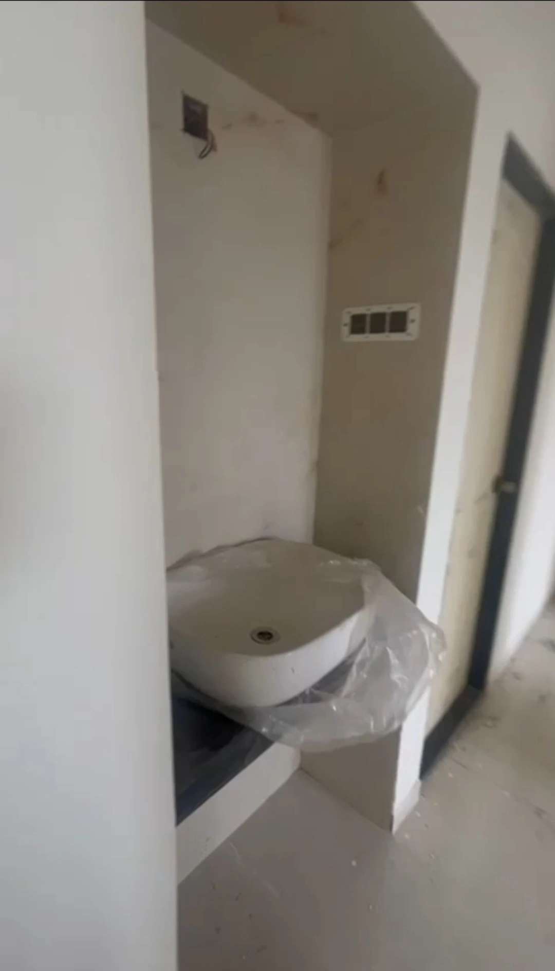 3 BHK Flat for Rent in New Mhada Complex , Goregaon West